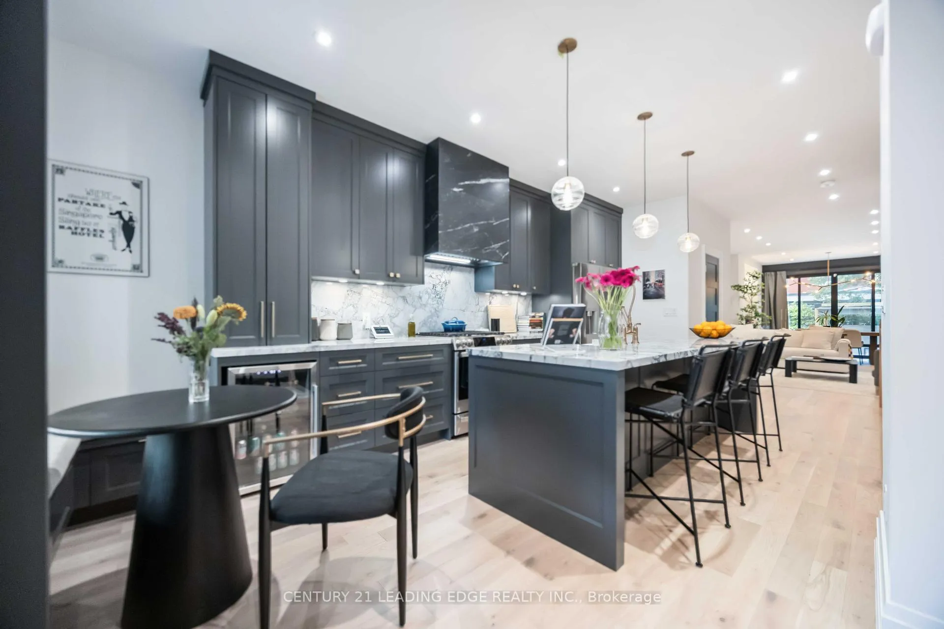 Photo 18 of 37 Bertmount Avenue, Toronto, South Riverdale — HOMEH