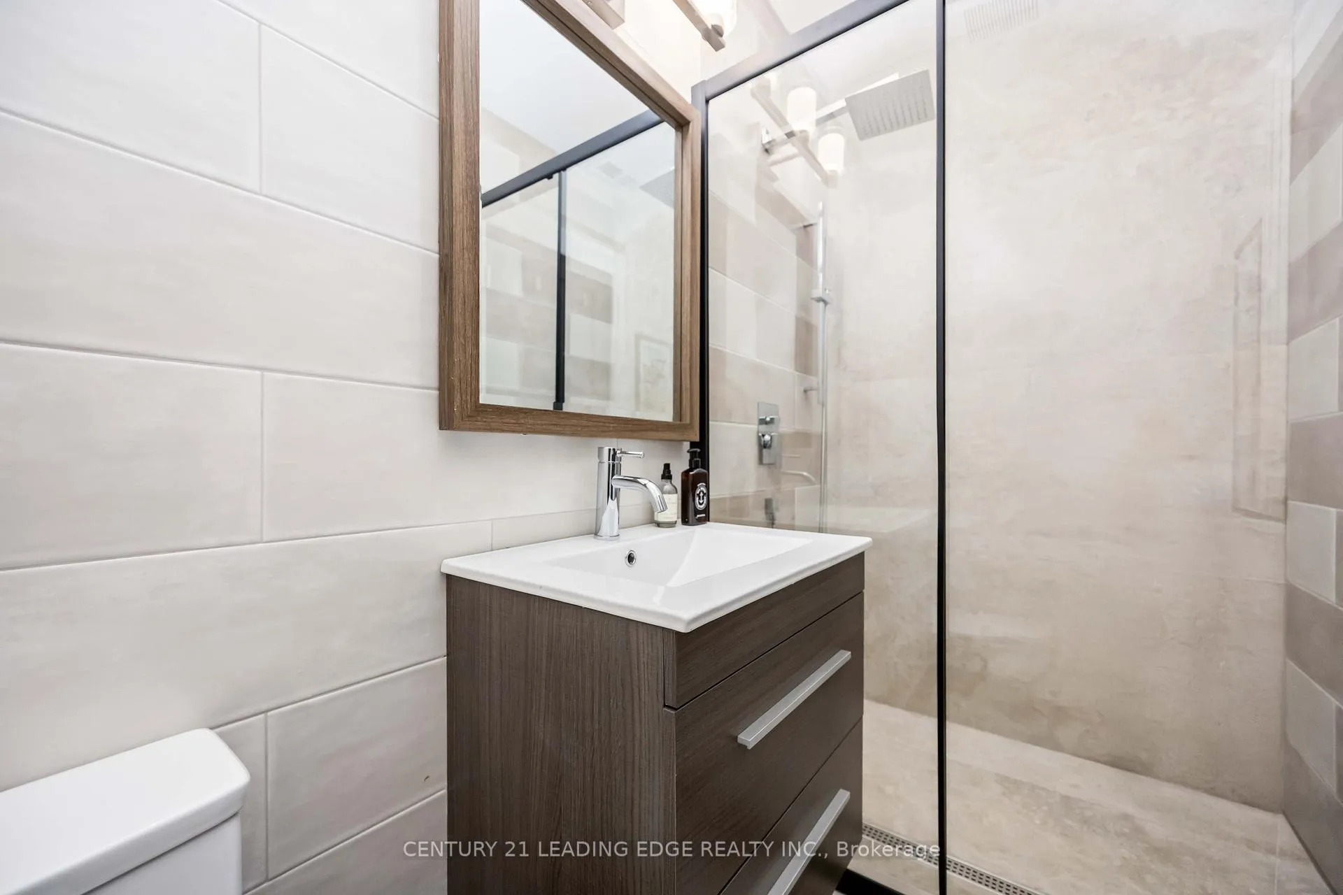 Photo 36 of 37 Bertmount Avenue, Toronto, South Riverdale — HOMEH