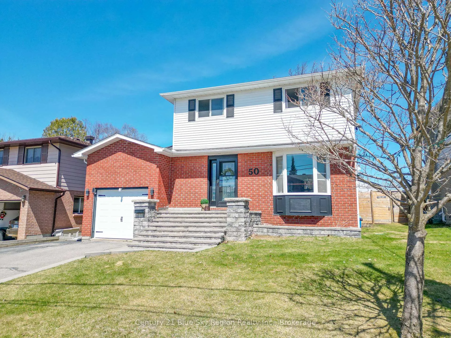 Photo 2 of 50 Sable Crescent, North Bay, Birchaven — HOMEH