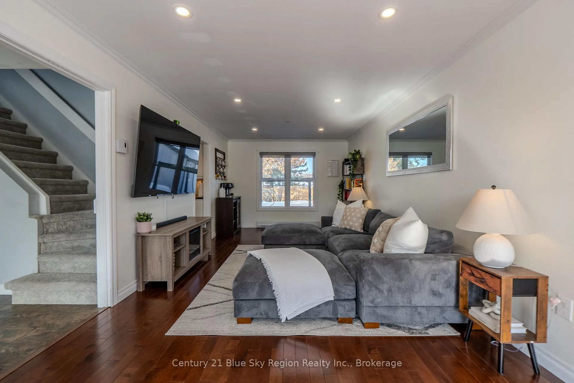 Photo 5 of 50 Sable Crescent, North Bay, Birchaven — HOMEH