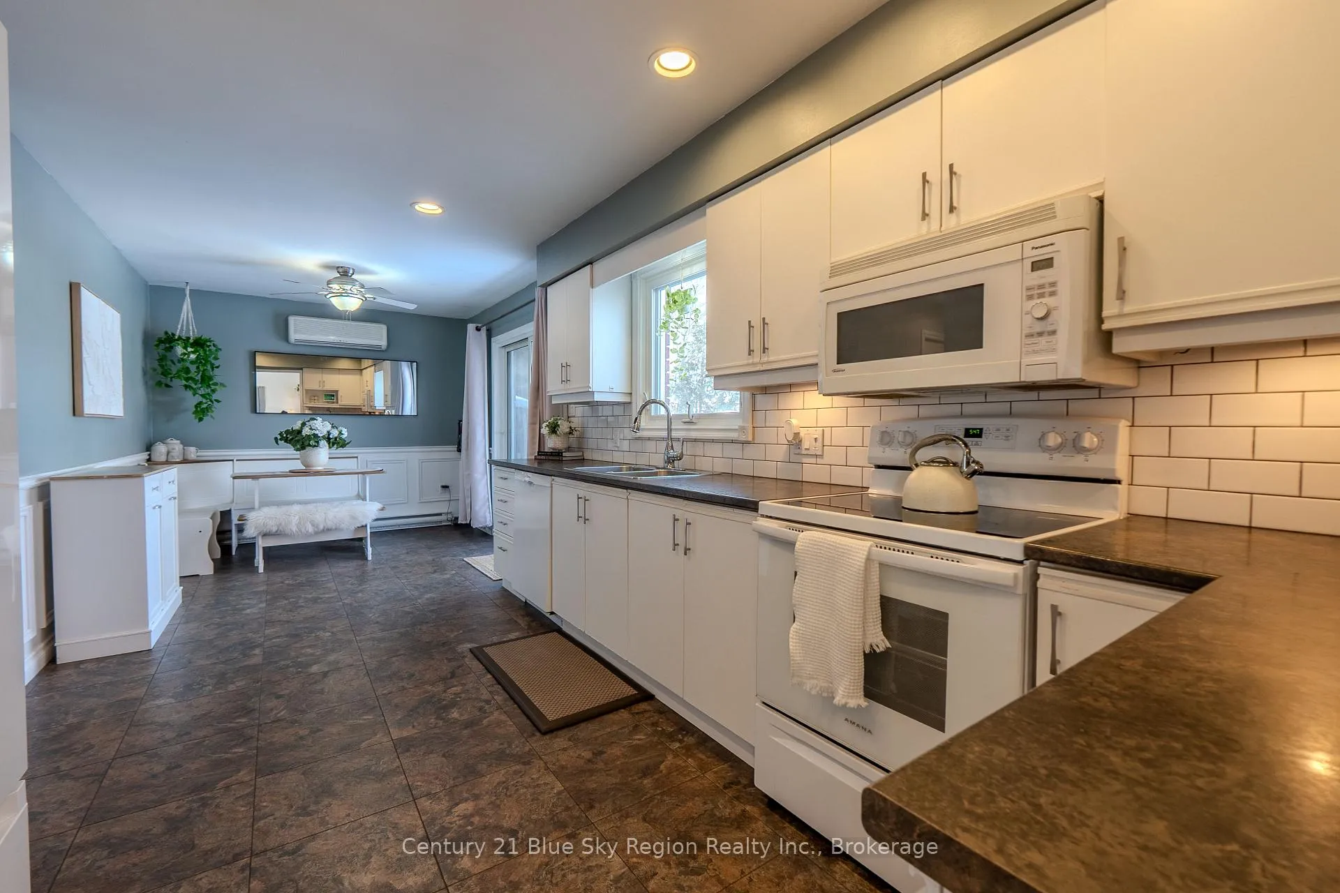 Photo 18 of 50 Sable Crescent, North Bay, Birchaven — HOMEH
