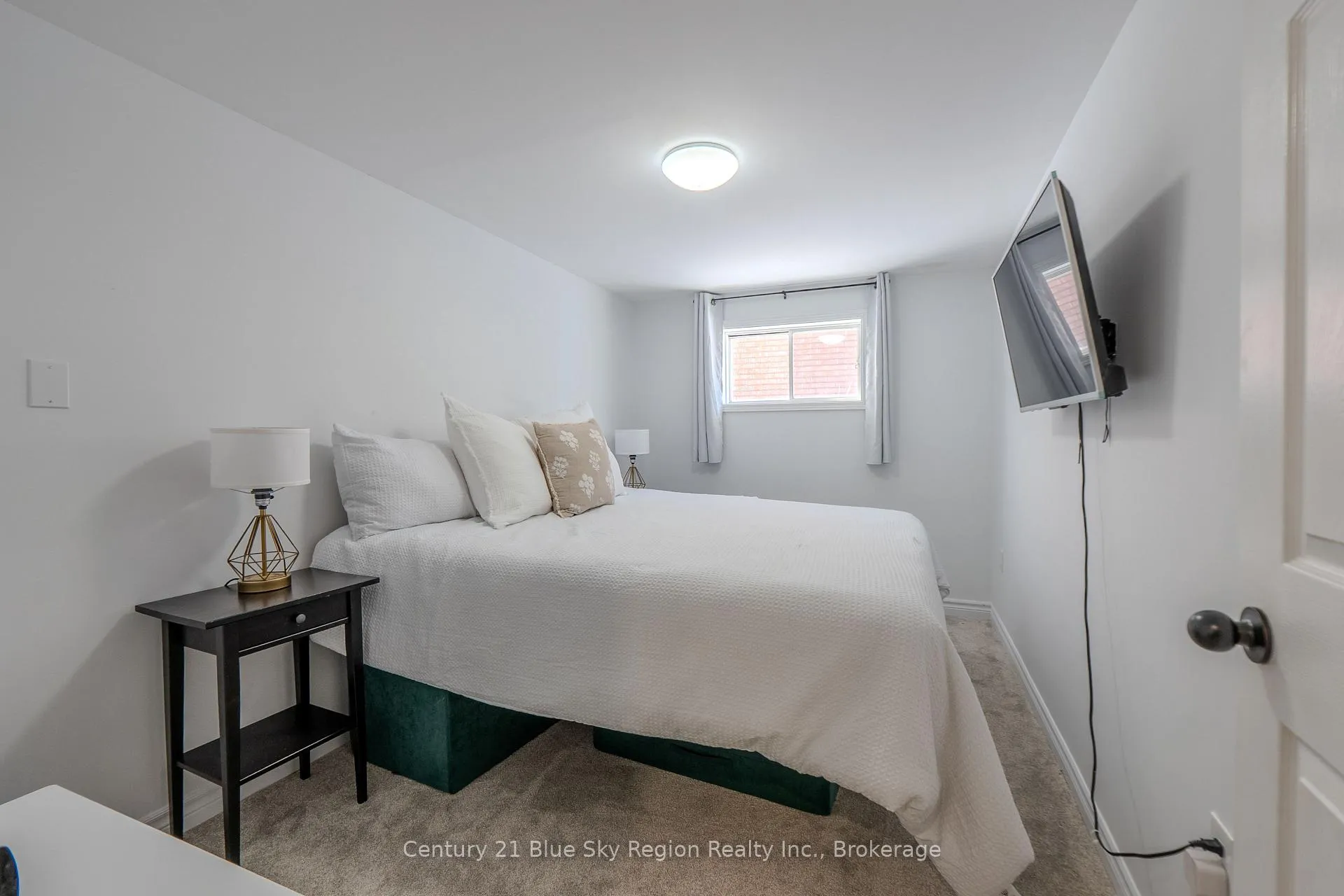 Photo 36 of 50 Sable Crescent, North Bay, Birchaven — HOMEH