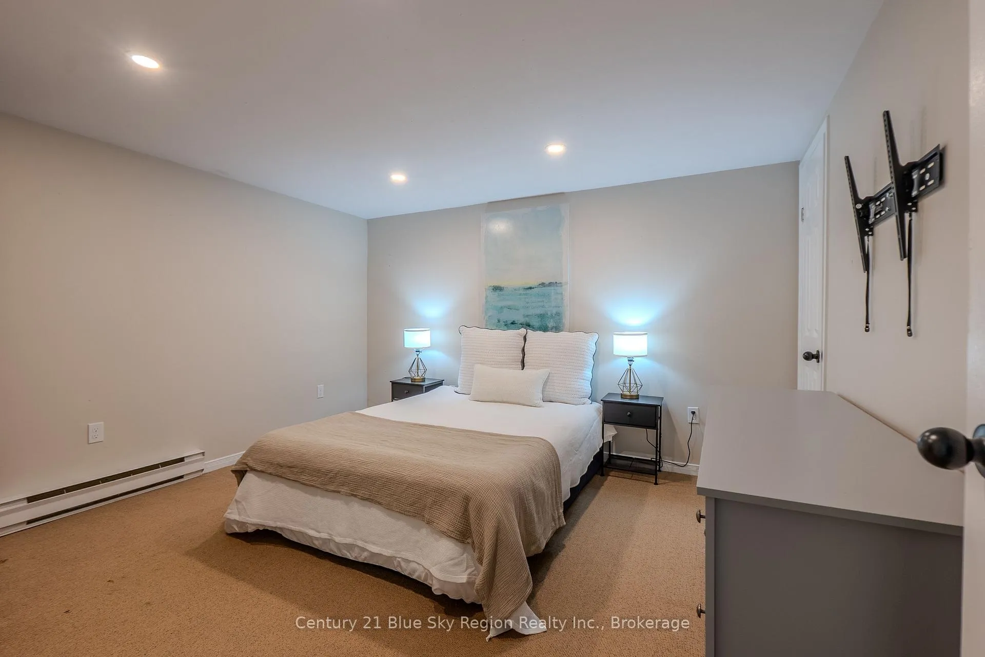 Photo 39 of 50 Sable Crescent, North Bay, Birchaven — HOMEH