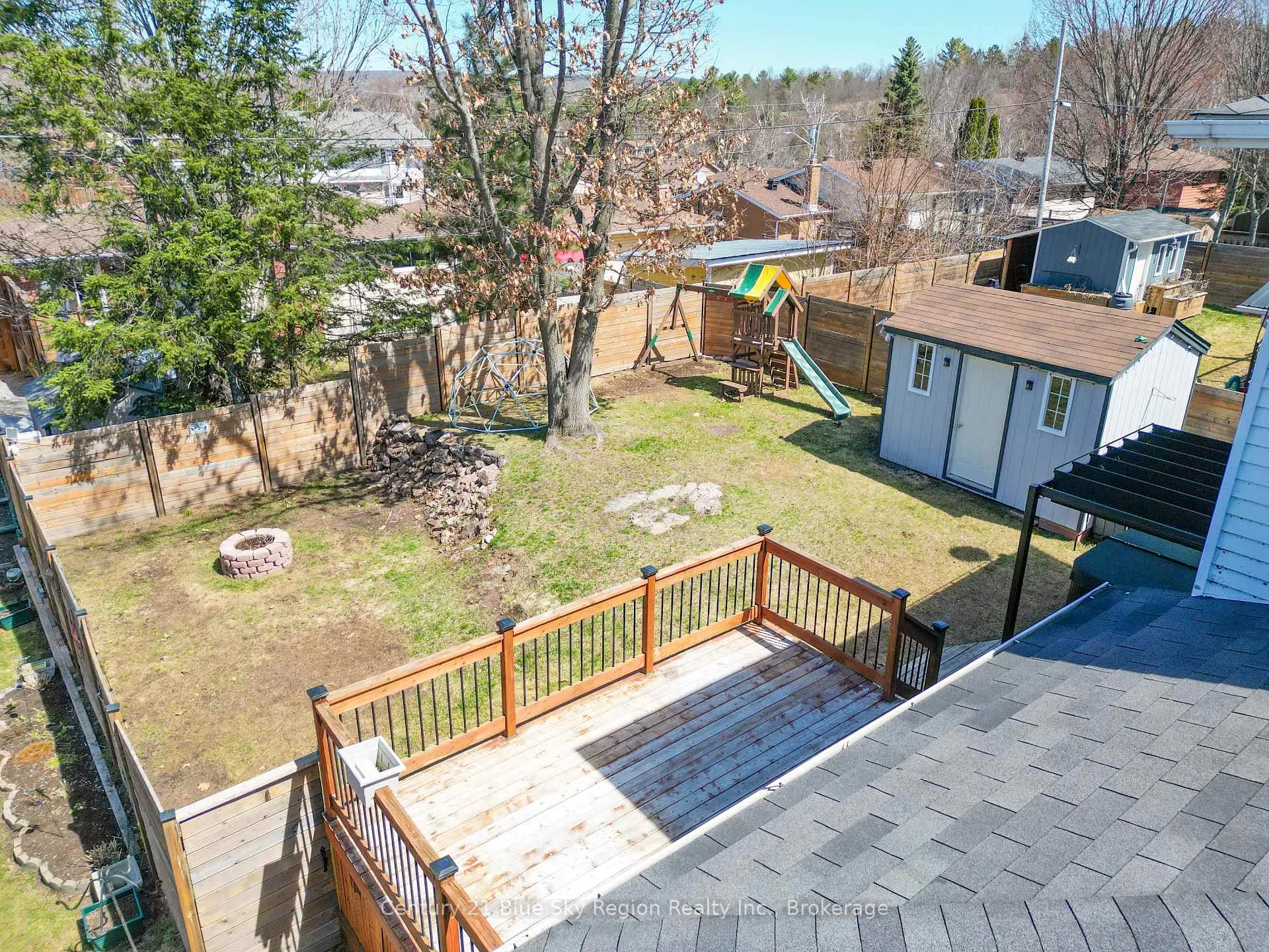 Photo 43 of 50 Sable Crescent, North Bay, Birchaven — HOMEH