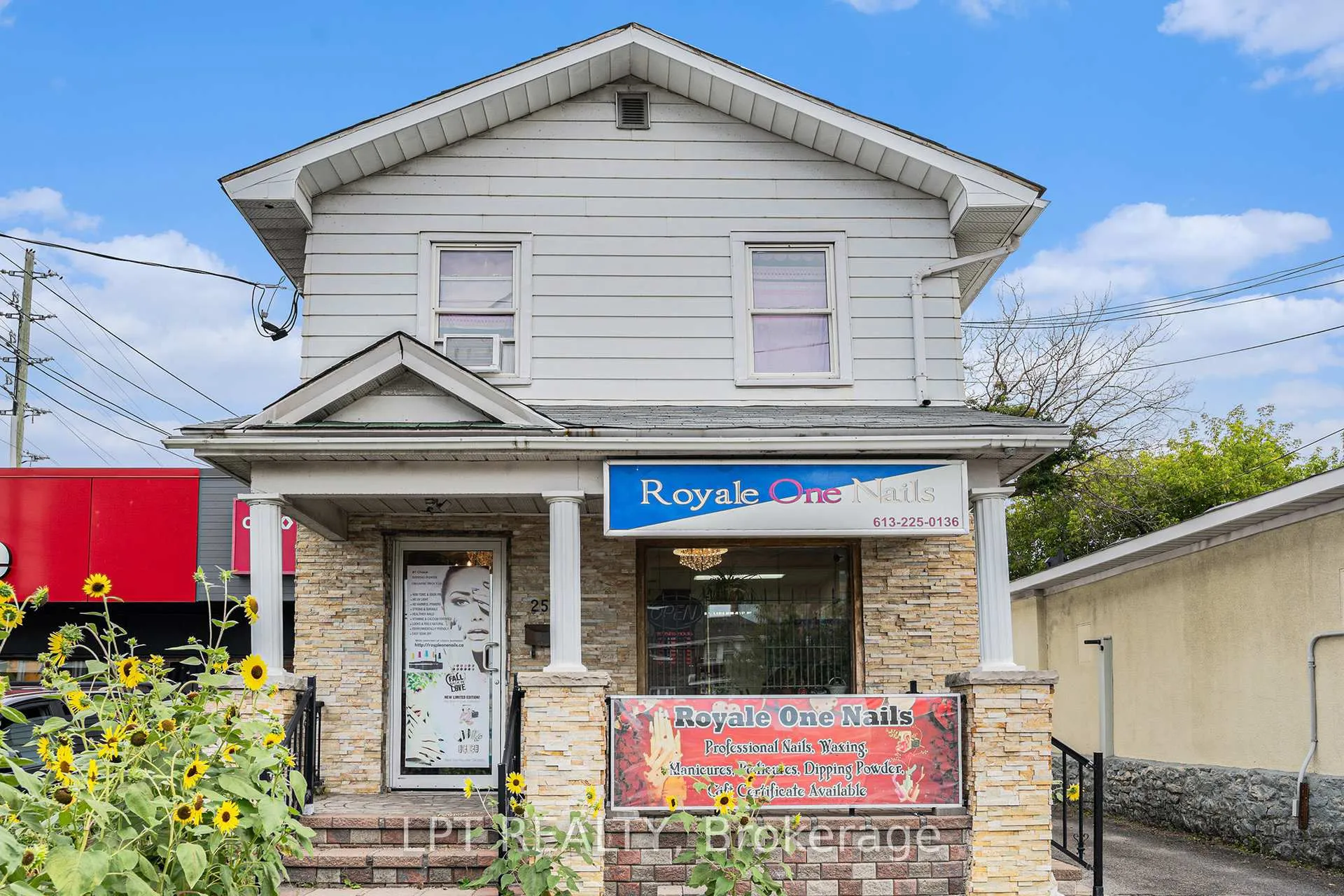 Front of 257 Parkdale Avenue