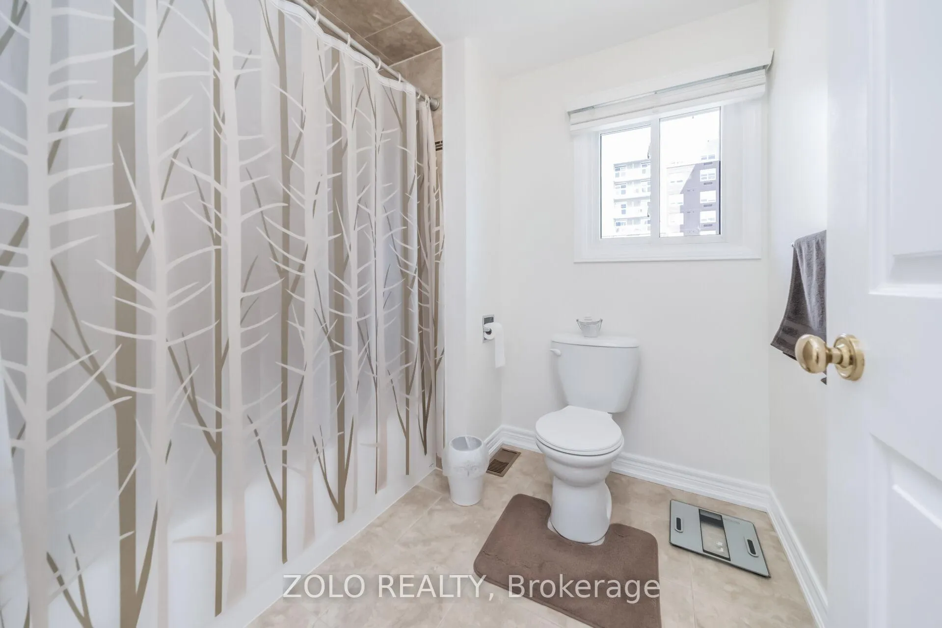 Photo 15 of 19 Hodgson Street, Brampton, Brampton South — HOMEH