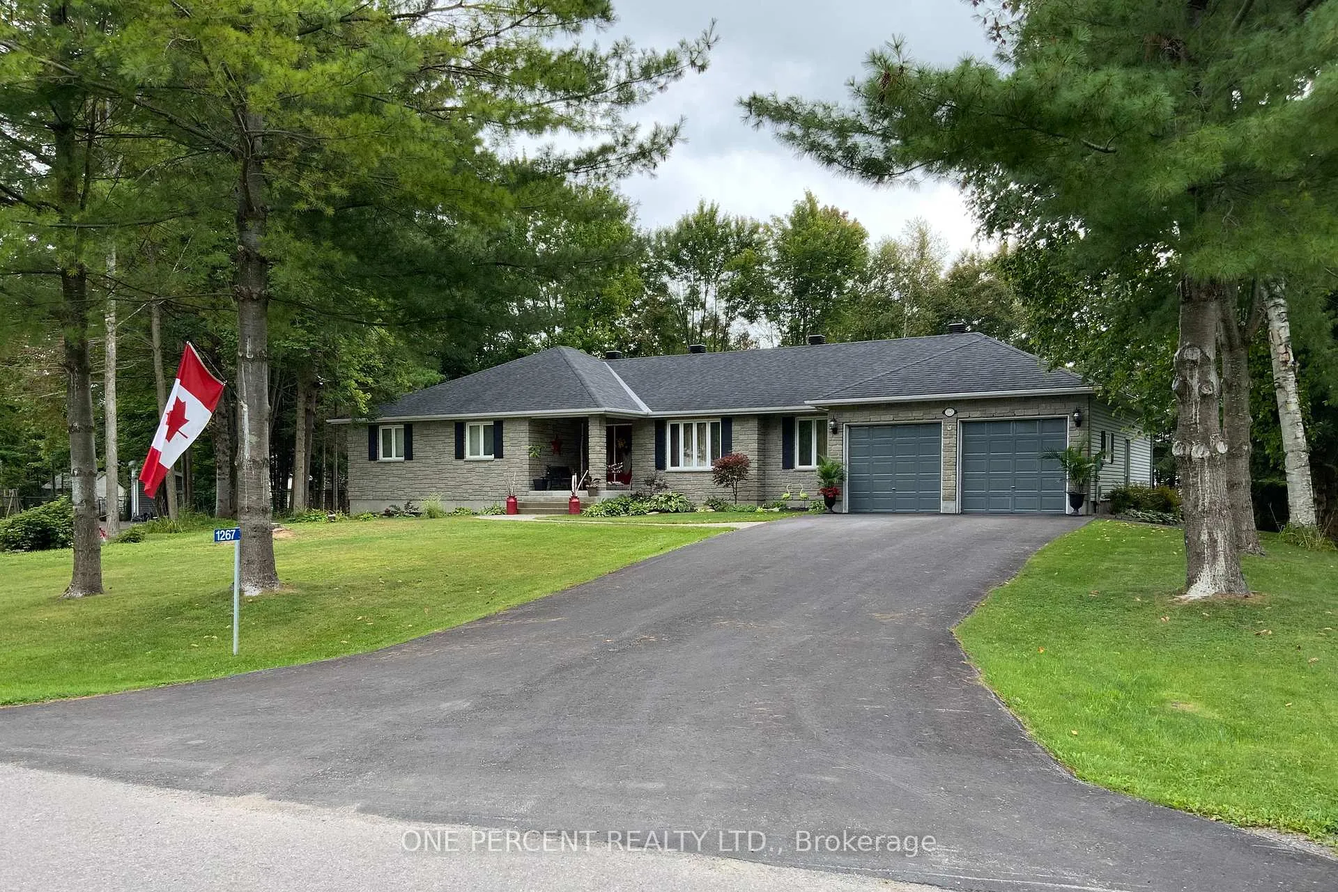 Photo 1 of 1267 Randboro Crescent, Ottawa, Navan — HOMEH