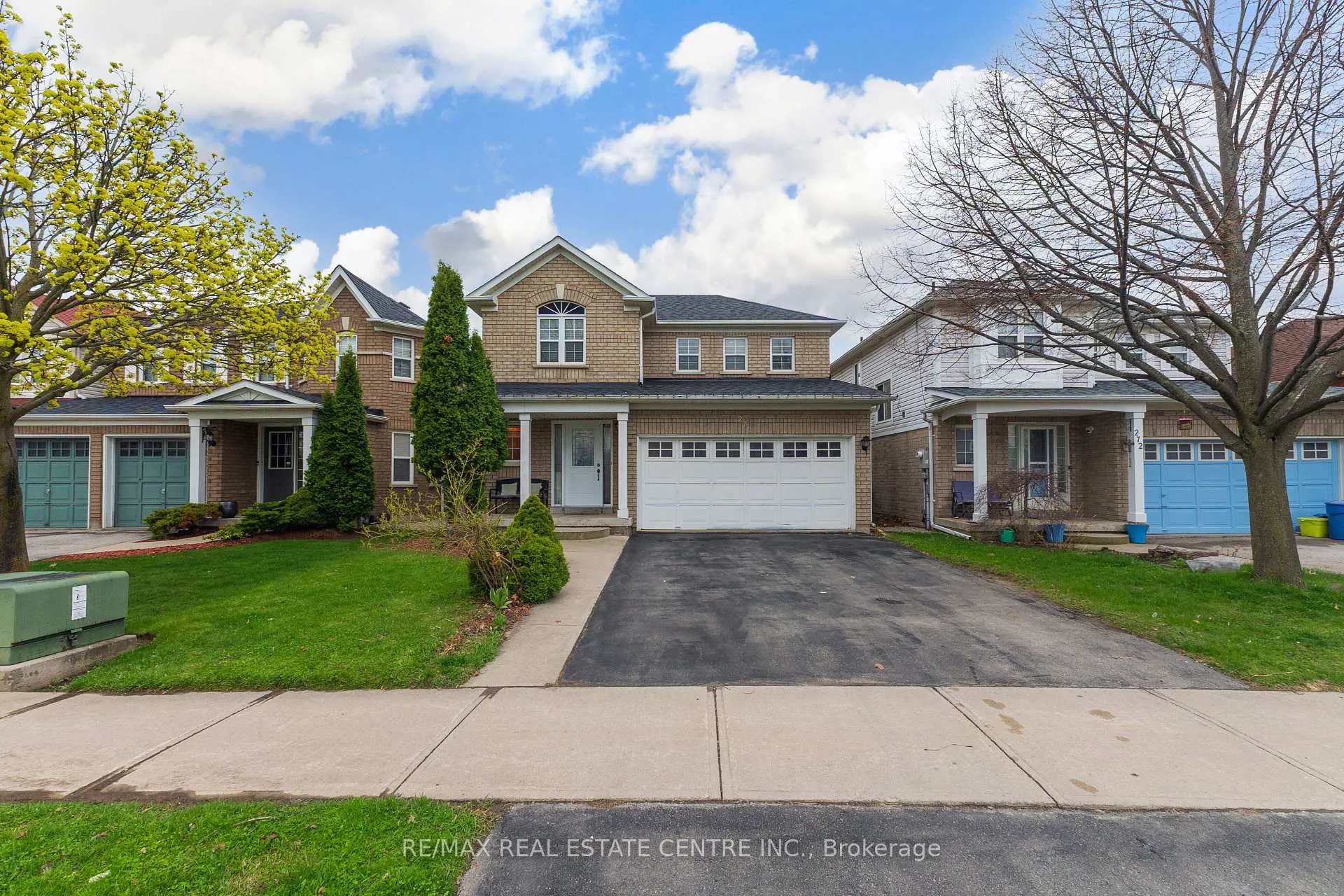 Photo 1 of 270 Edenbrook Hill Drive, Brampton, Fletcher's Meadow — HOMEH