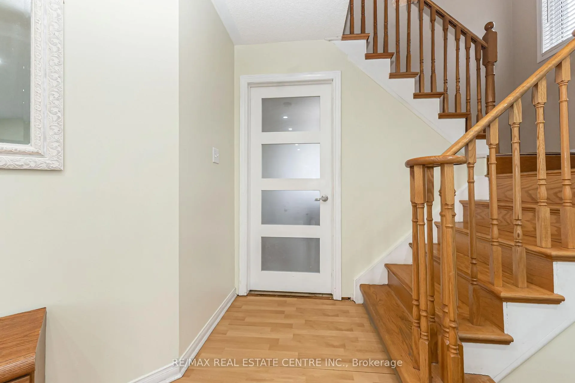 Photo 8 of 270 Edenbrook Hill Drive, Brampton, Fletcher's Meadow — HOMEH