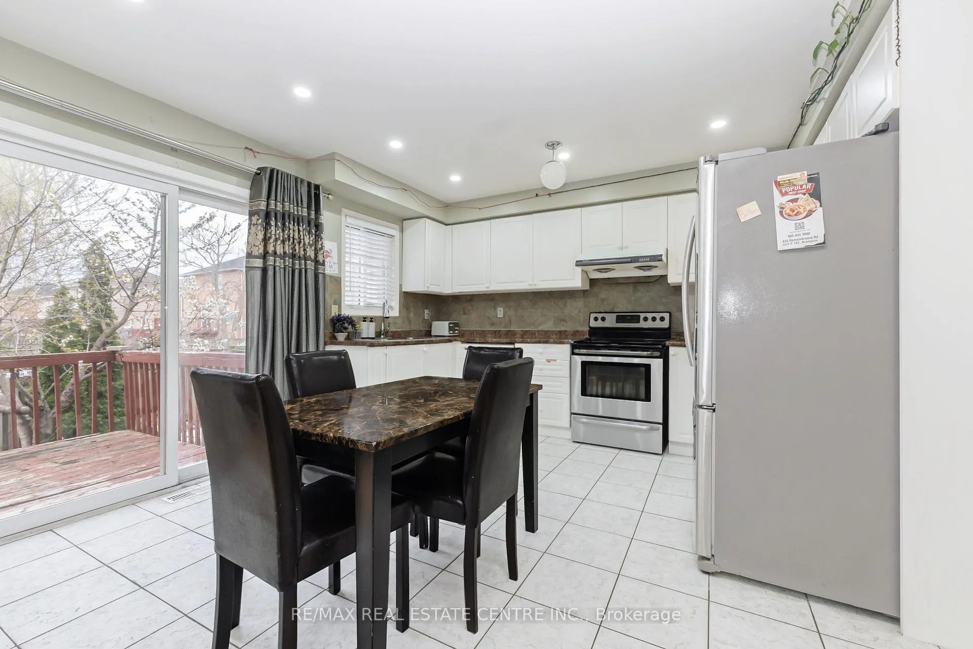 Photo 18 of 270 Edenbrook Hill Drive, Brampton, Fletcher's Meadow — HOMEH