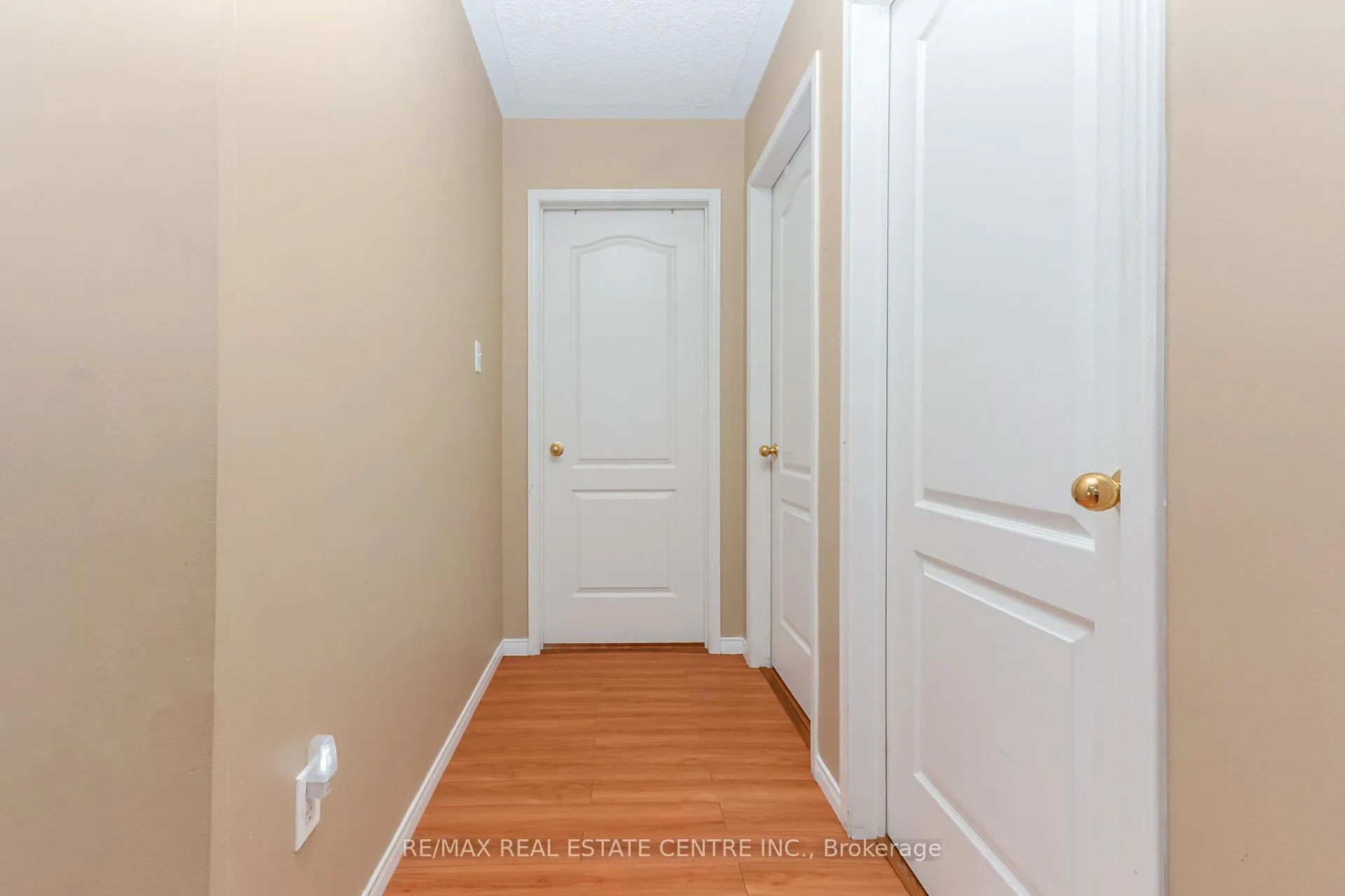 Photo 28 of 270 Edenbrook Hill Drive, Brampton, Fletcher's Meadow — HOMEH