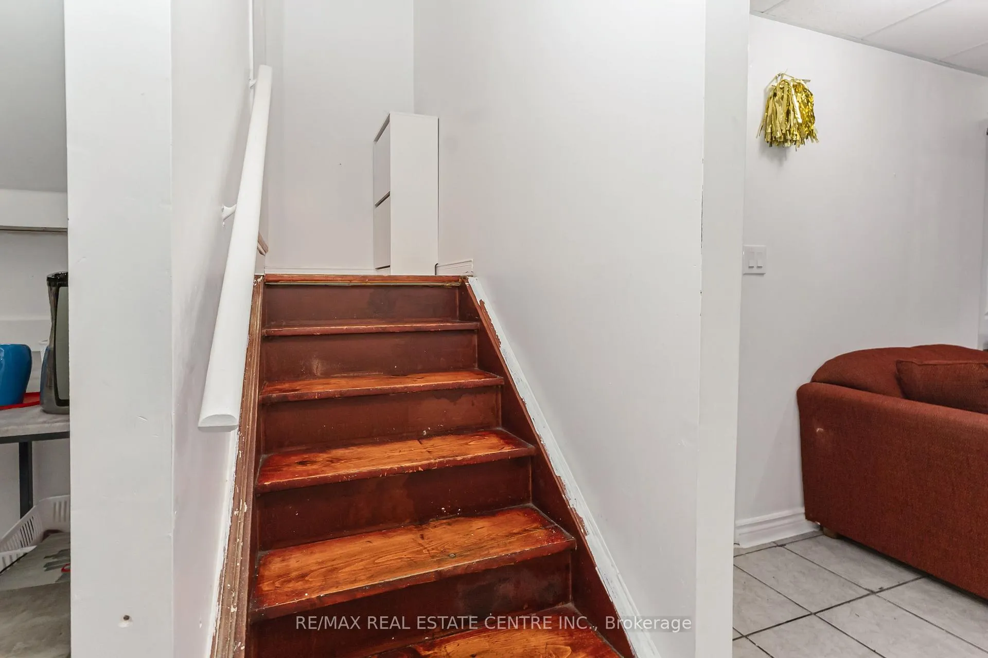 Photo 37 of 270 Edenbrook Hill Drive, Brampton, Fletcher's Meadow — HOMEH