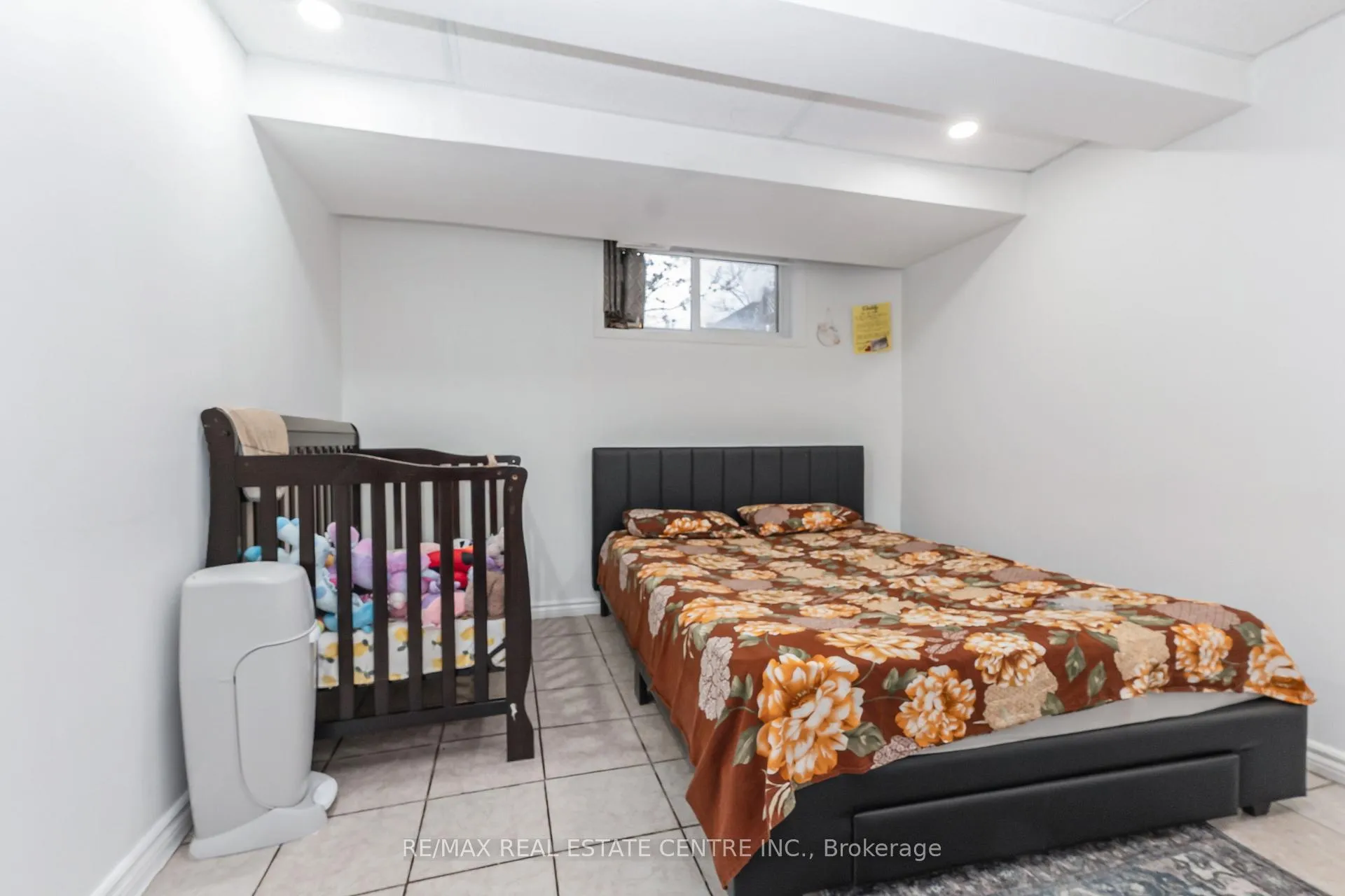 Photo 44 of 270 Edenbrook Hill Drive, Brampton, Fletcher's Meadow — HOMEH