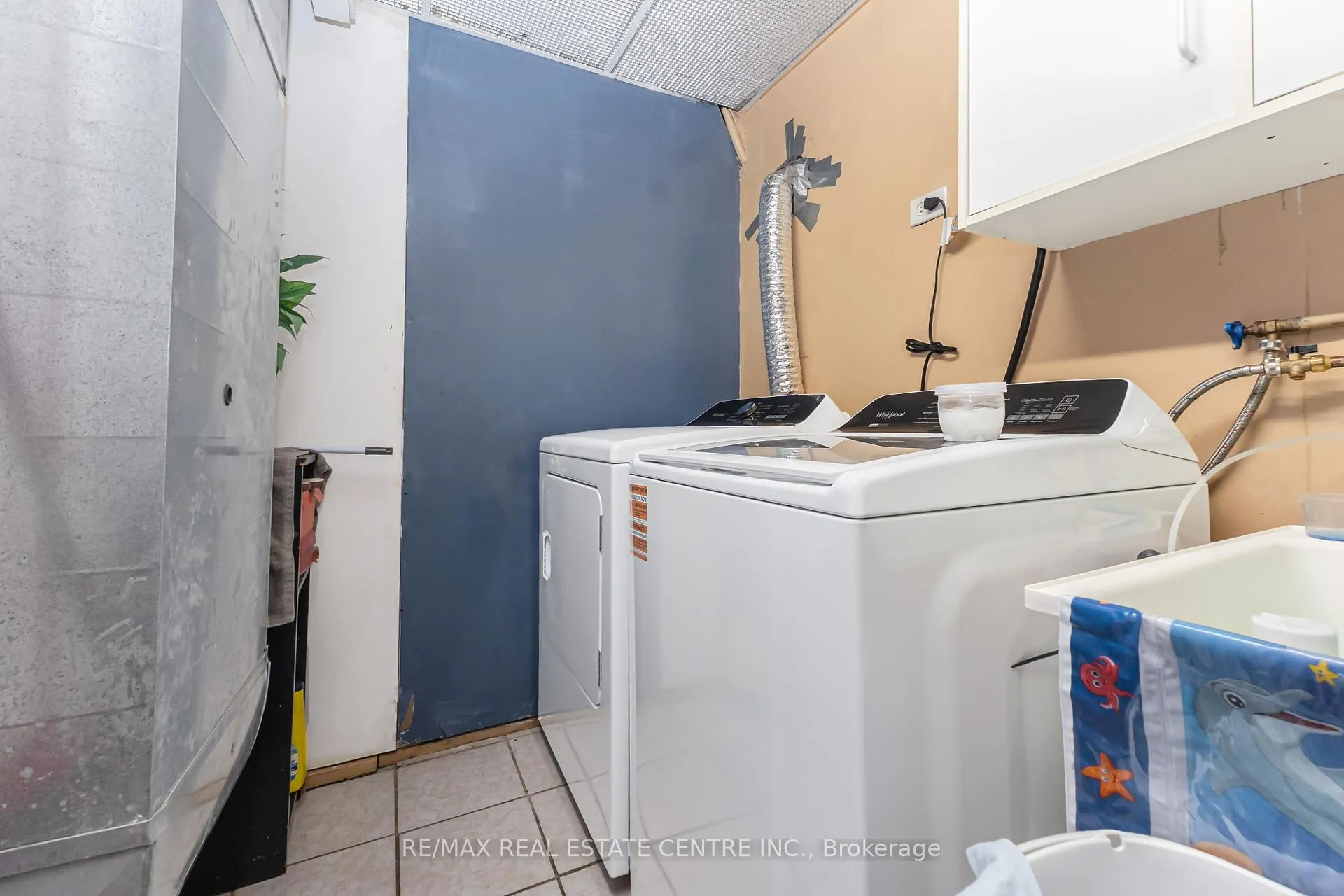 Photo 46 of 270 Edenbrook Hill Drive, Brampton, Fletcher's Meadow — HOMEH