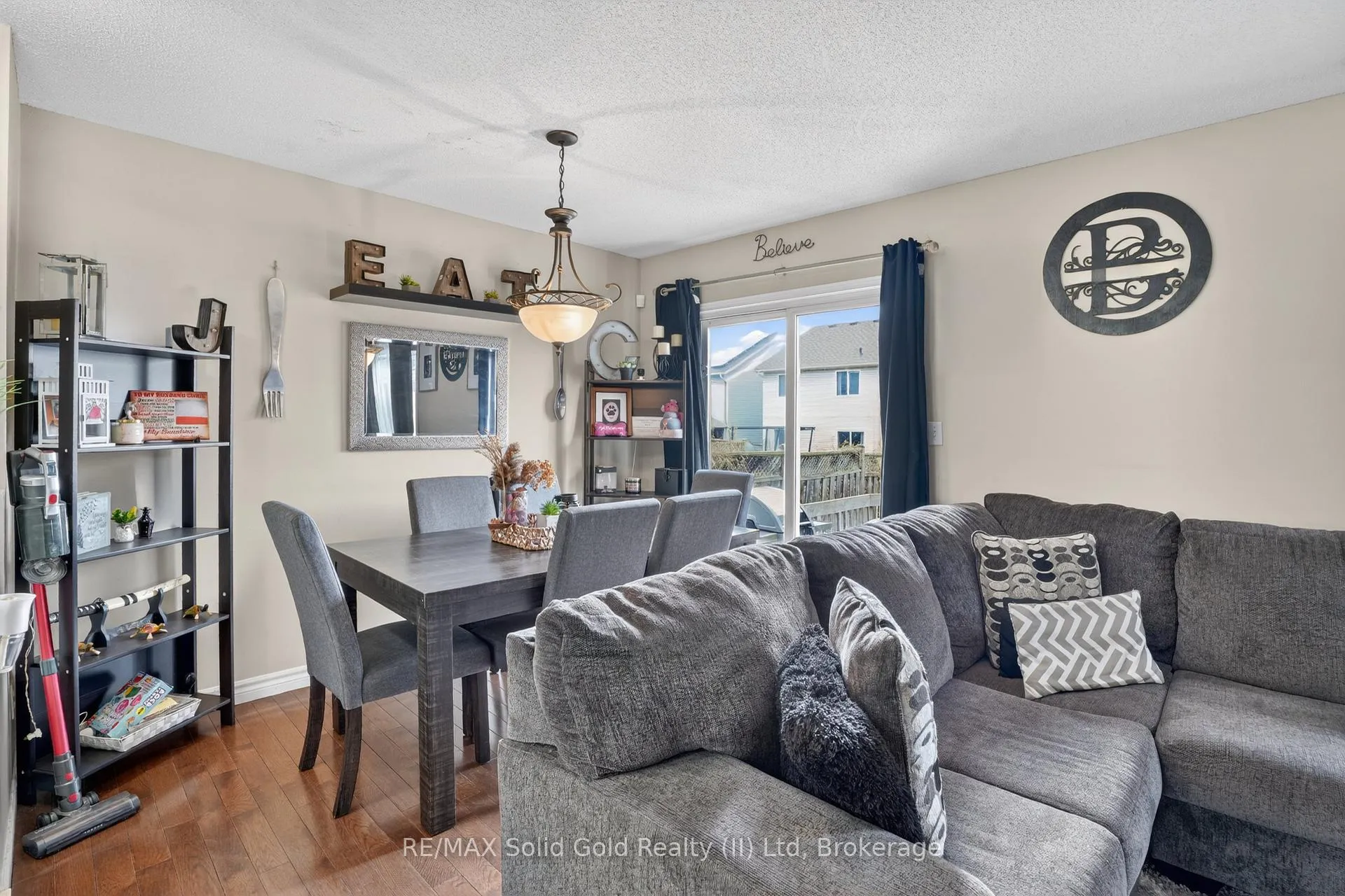 Photo 14 of 742 Angler Way, Waterloo — HOMEH