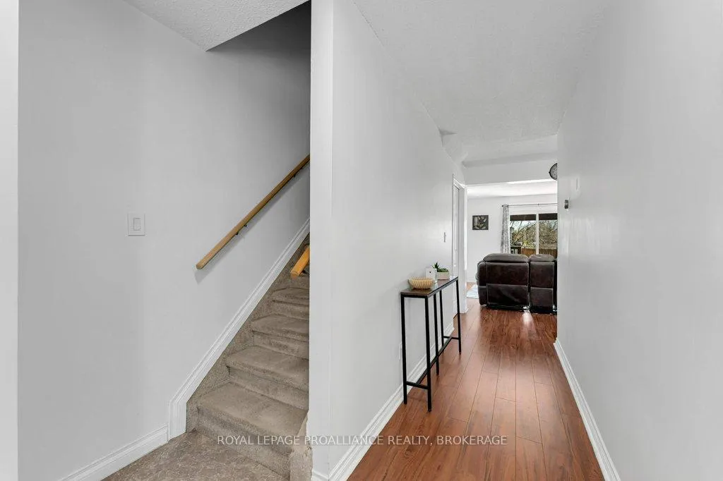 Photo 6 of 113 Jean Worrell Crescent, Kingston, Rideau — HOMEH