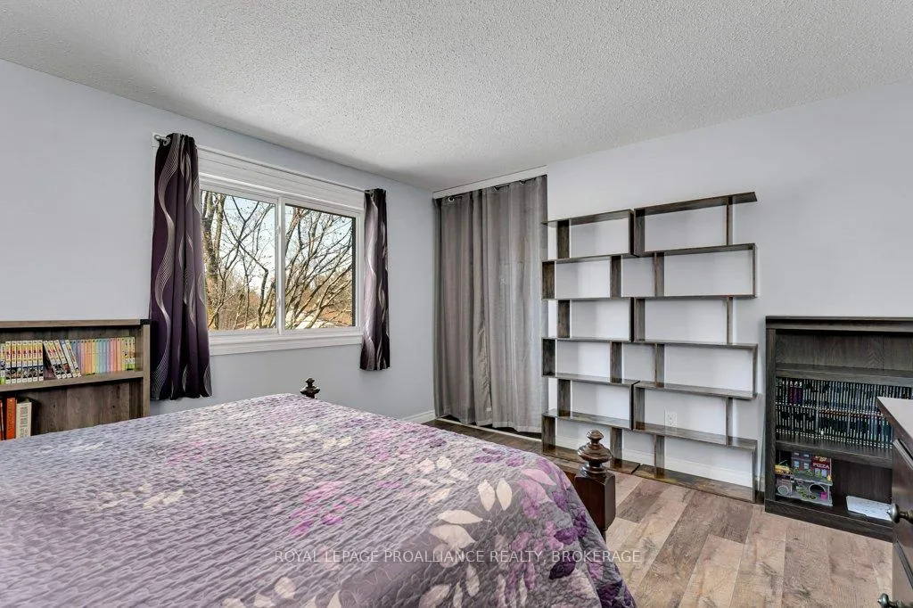 Photo 18 of 113 Jean Worrell Crescent, Kingston, Rideau — HOMEH