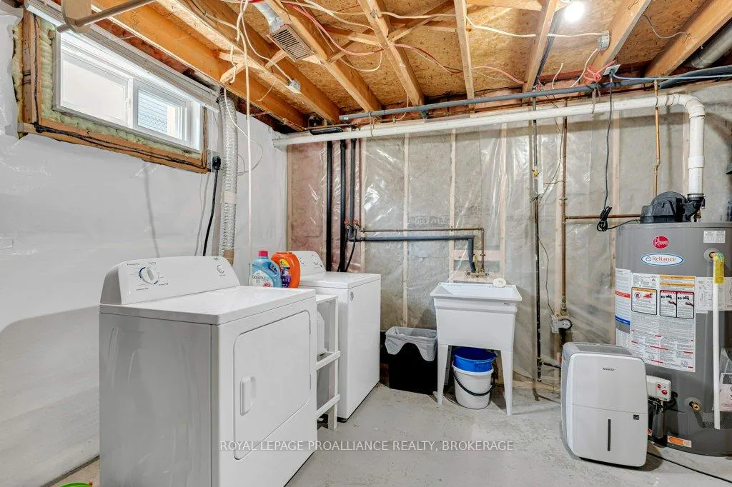 Photo 28 of 113 Jean Worrell Crescent, Kingston, Rideau — HOMEH