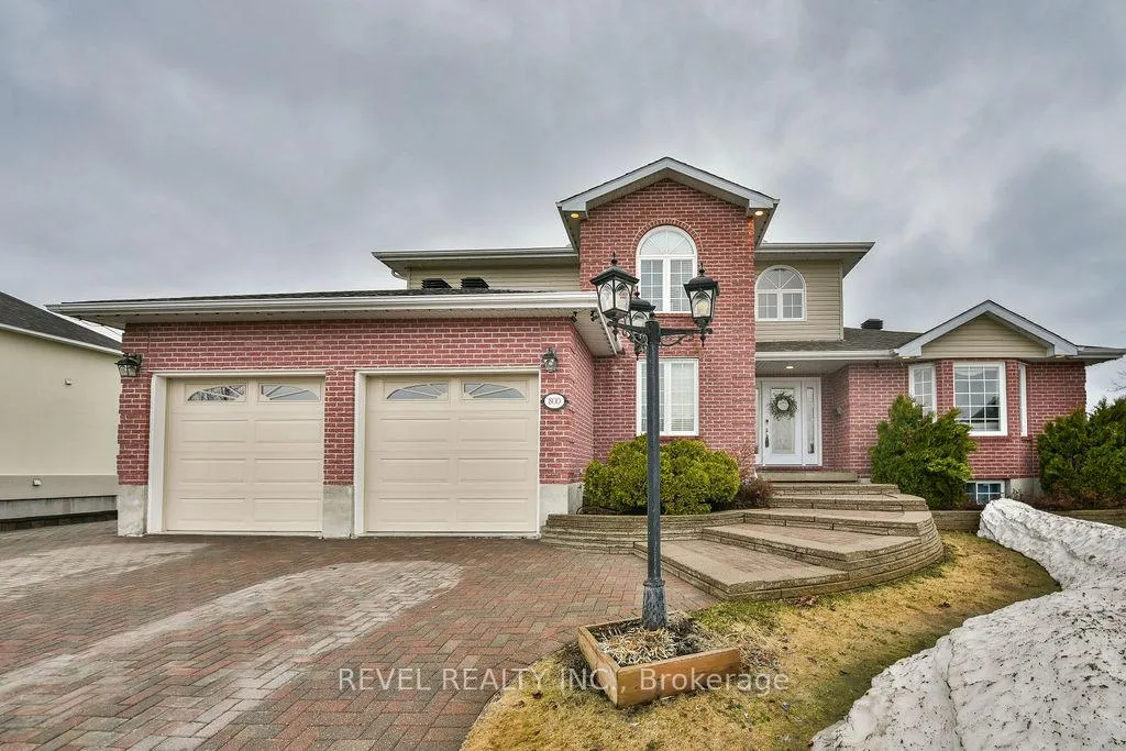 Photo 1 of 800 Lavigne Boulevard, Timmins, TNE - North — HOMEH