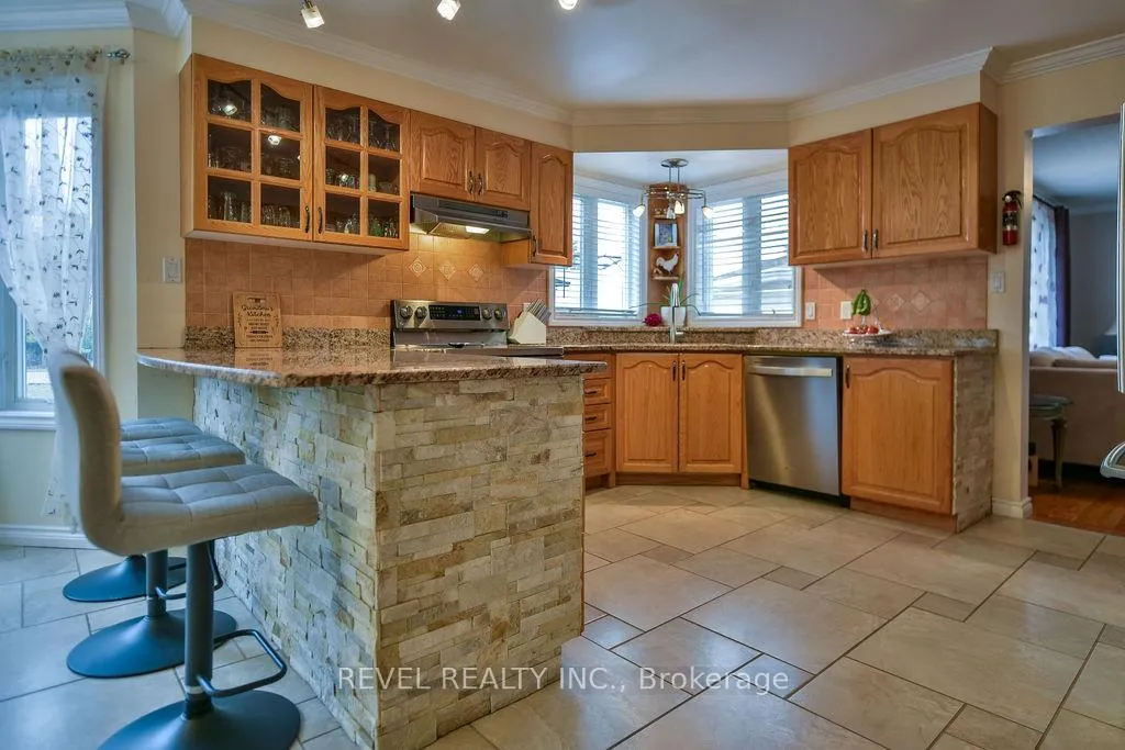 Photo 3 of 800 Lavigne Boulevard, Timmins, TNE - North — HOMEH