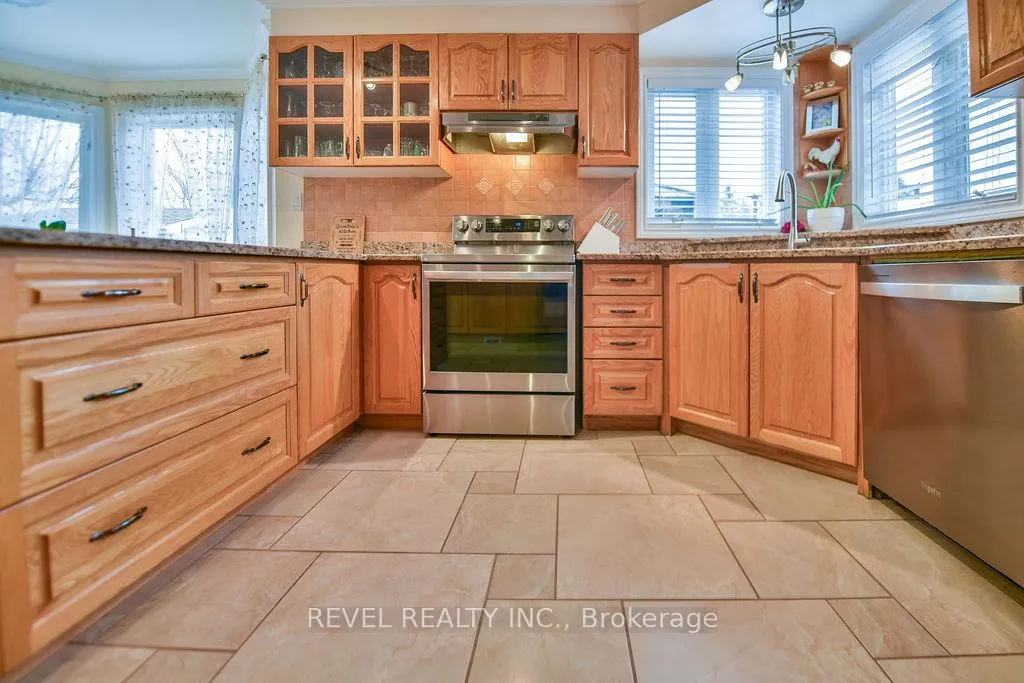Photo 8 of 800 Lavigne Boulevard, Timmins, TNE - North — HOMEH