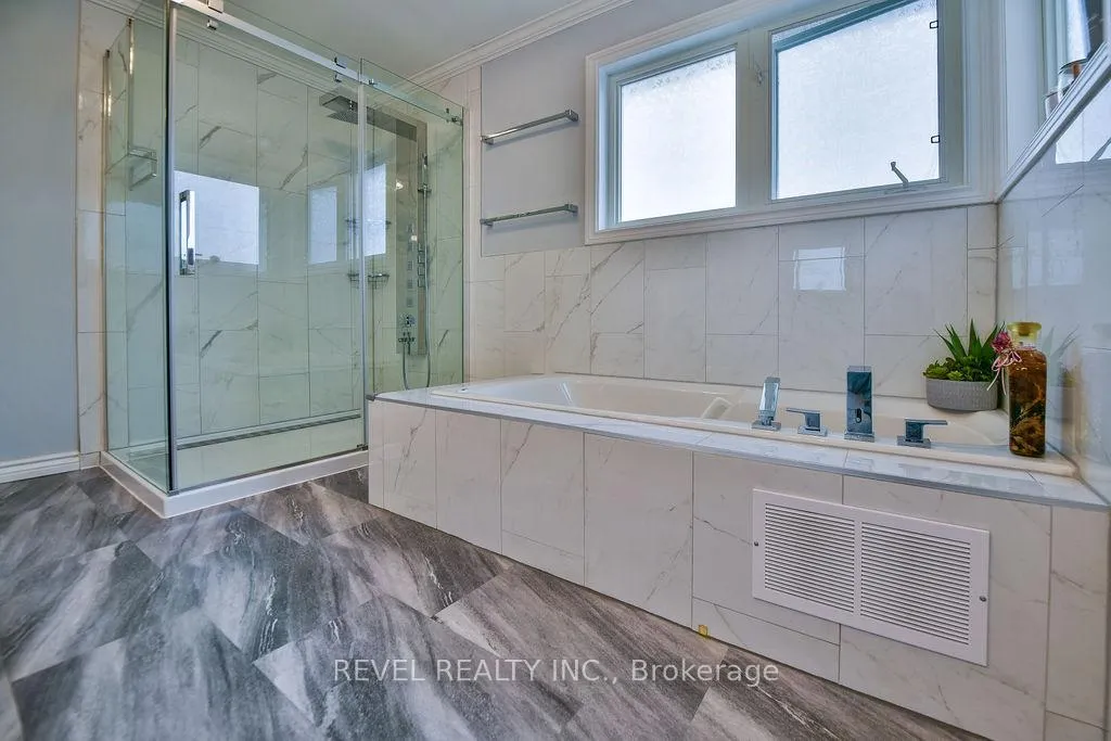 Photo 23 of 800 Lavigne Boulevard, Timmins, TNE - North — HOMEH
