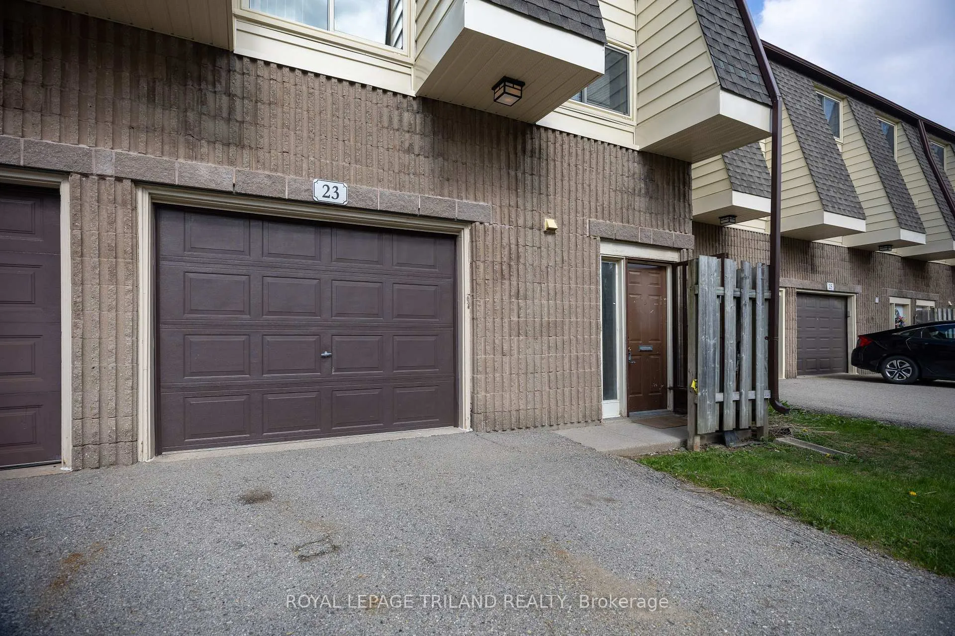 Photo 4 of Unit 23, 1460 Limberlost Road, London, North I — HOMEH