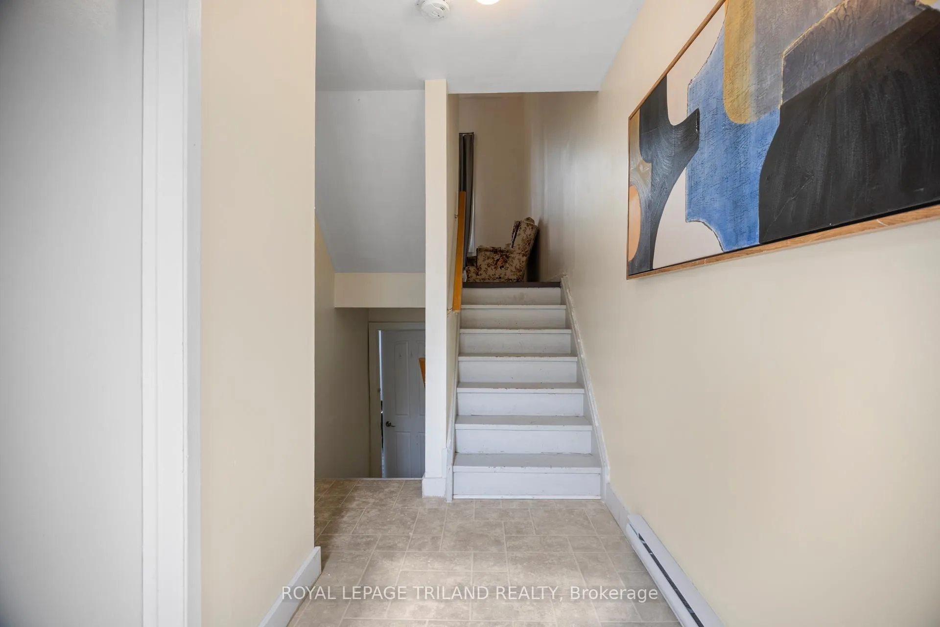 Photo 6 of Unit 23, 1460 Limberlost Road, London, North I — HOMEH