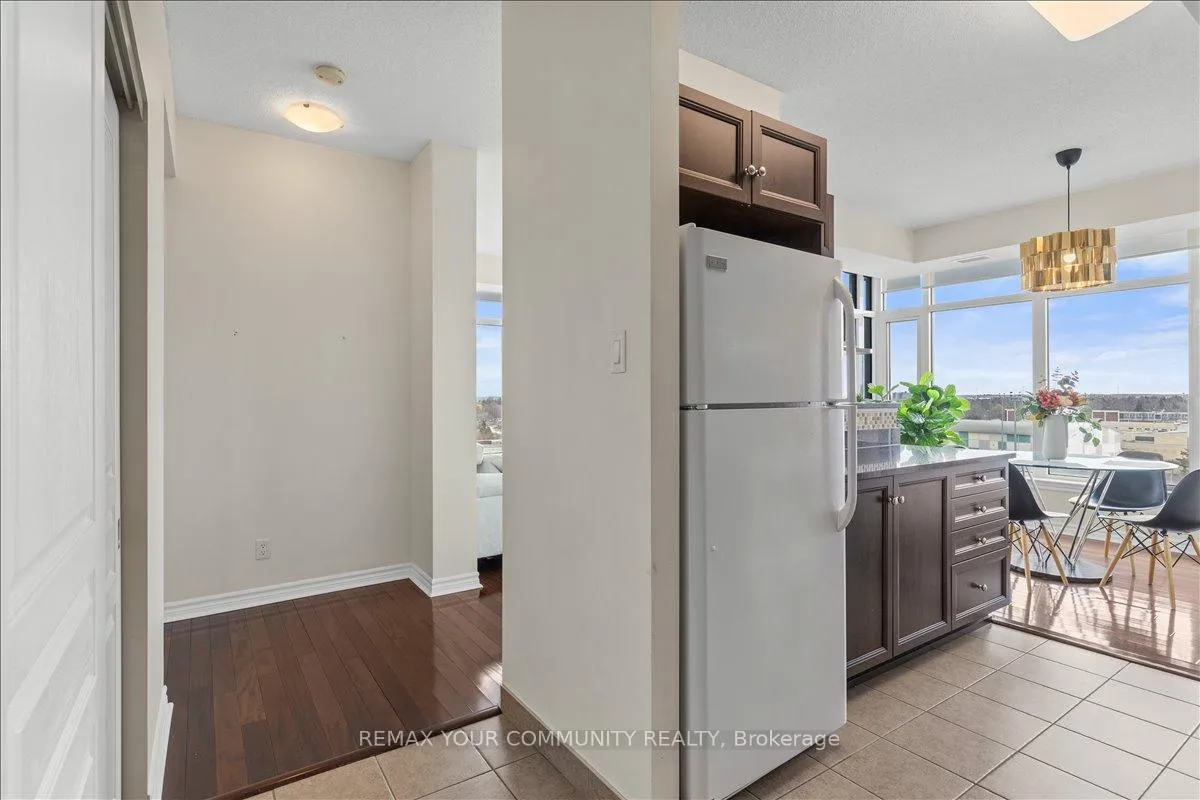 Photo 4 of Unit 802, 100 Roger Guindon Avenue, Ottawa, Riverview Park — HOMEH