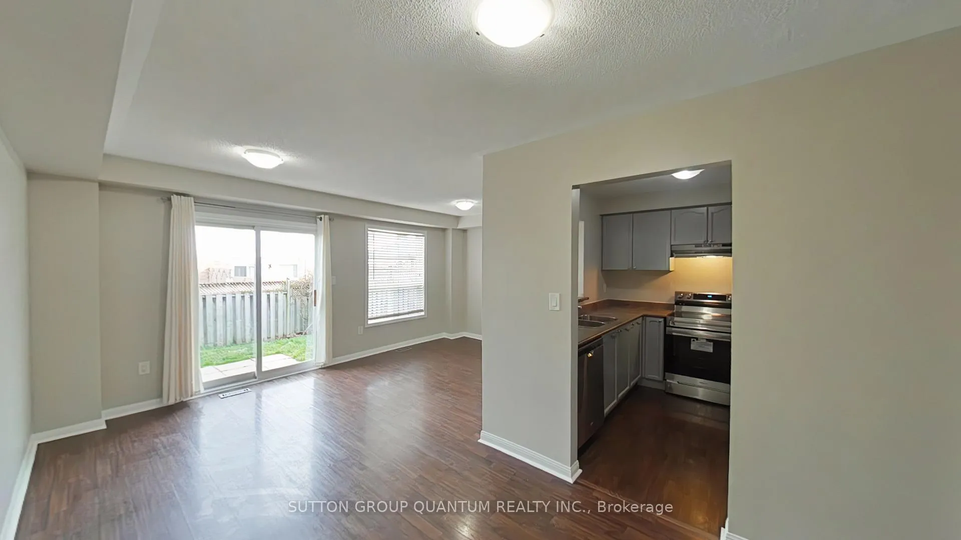Photo 11 of 4422 Fairview Street, Burlington, Shoreacres — HOMEH
