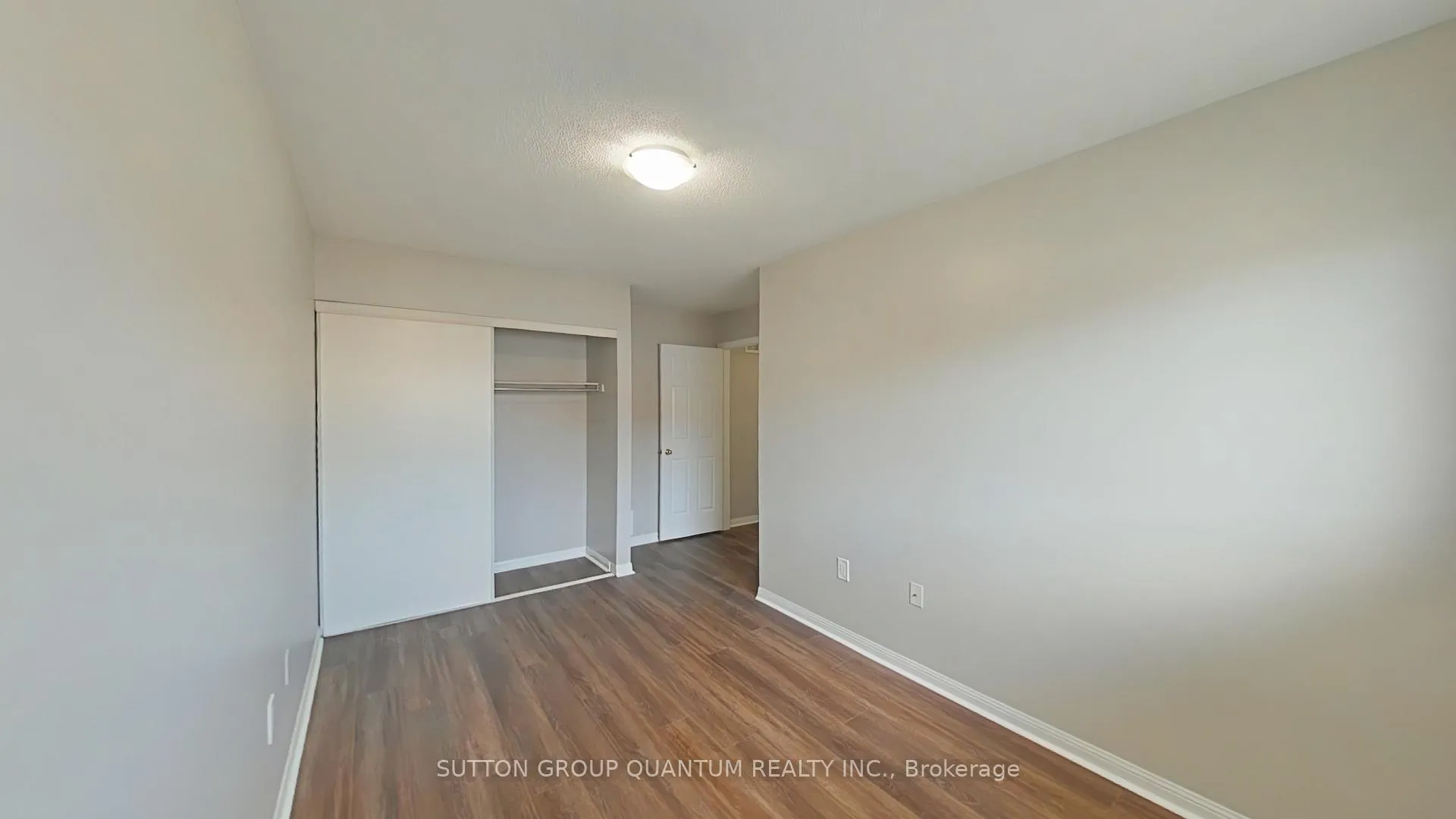 Photo 21 of 4422 Fairview Street, Burlington, Shoreacres — HOMEH