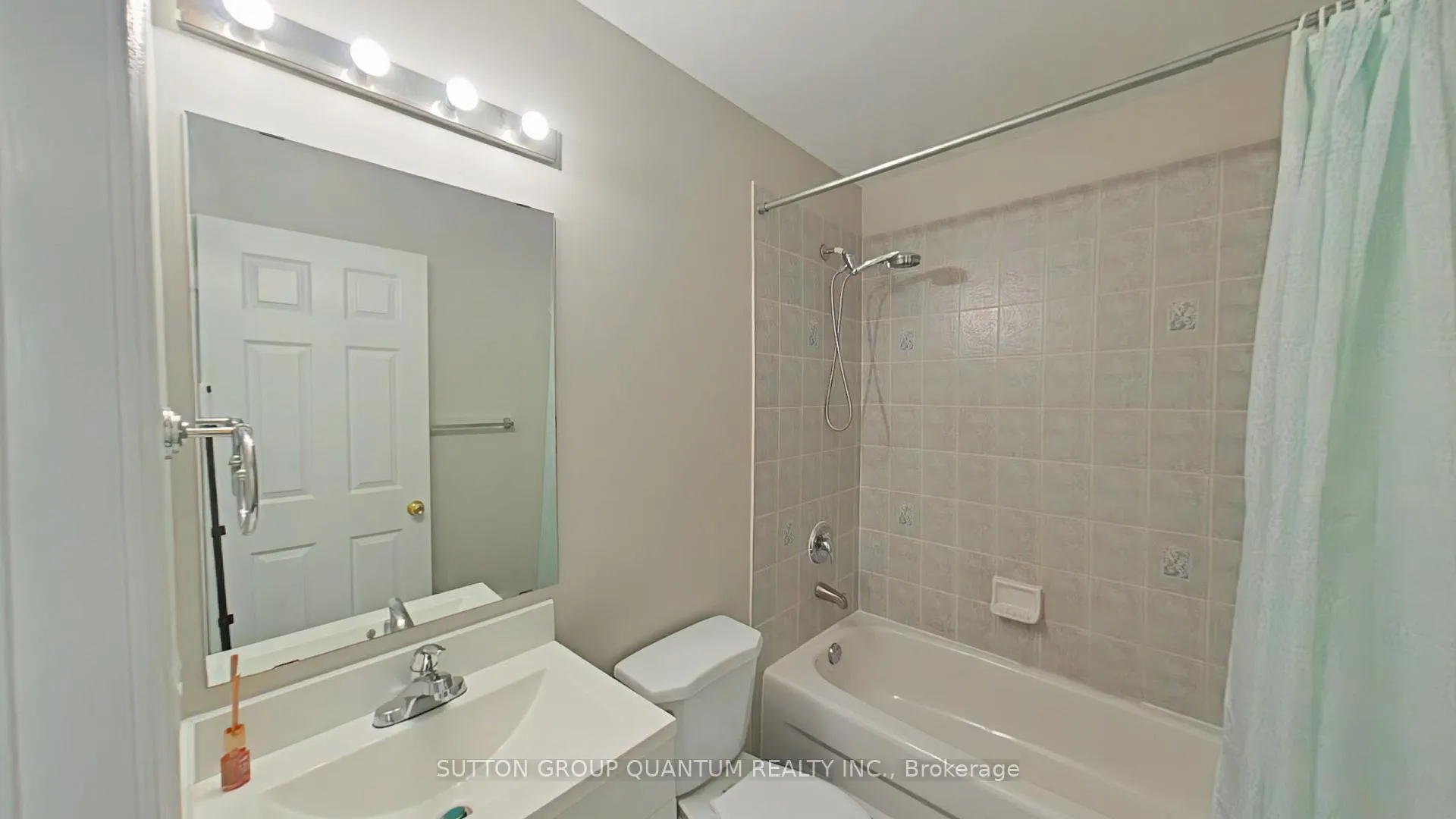Photo 22 of 4422 Fairview Street, Burlington, Shoreacres — HOMEH