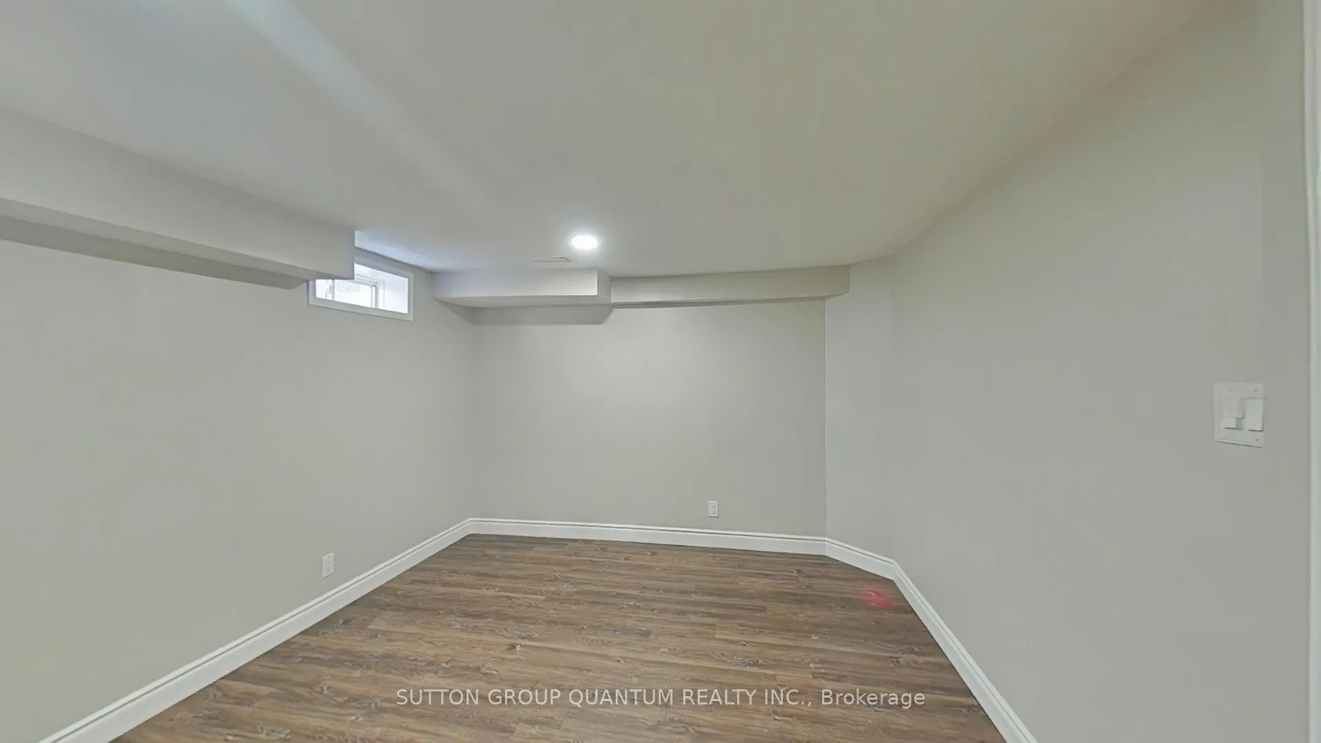 Photo 23 of 4422 Fairview Street, Burlington, Shoreacres — HOMEH