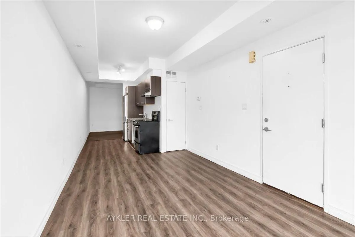 Photo 2 of Unit 12, 1321 Gerrard Street E, Toronto, Greenwood-Coxwell — HOMEH