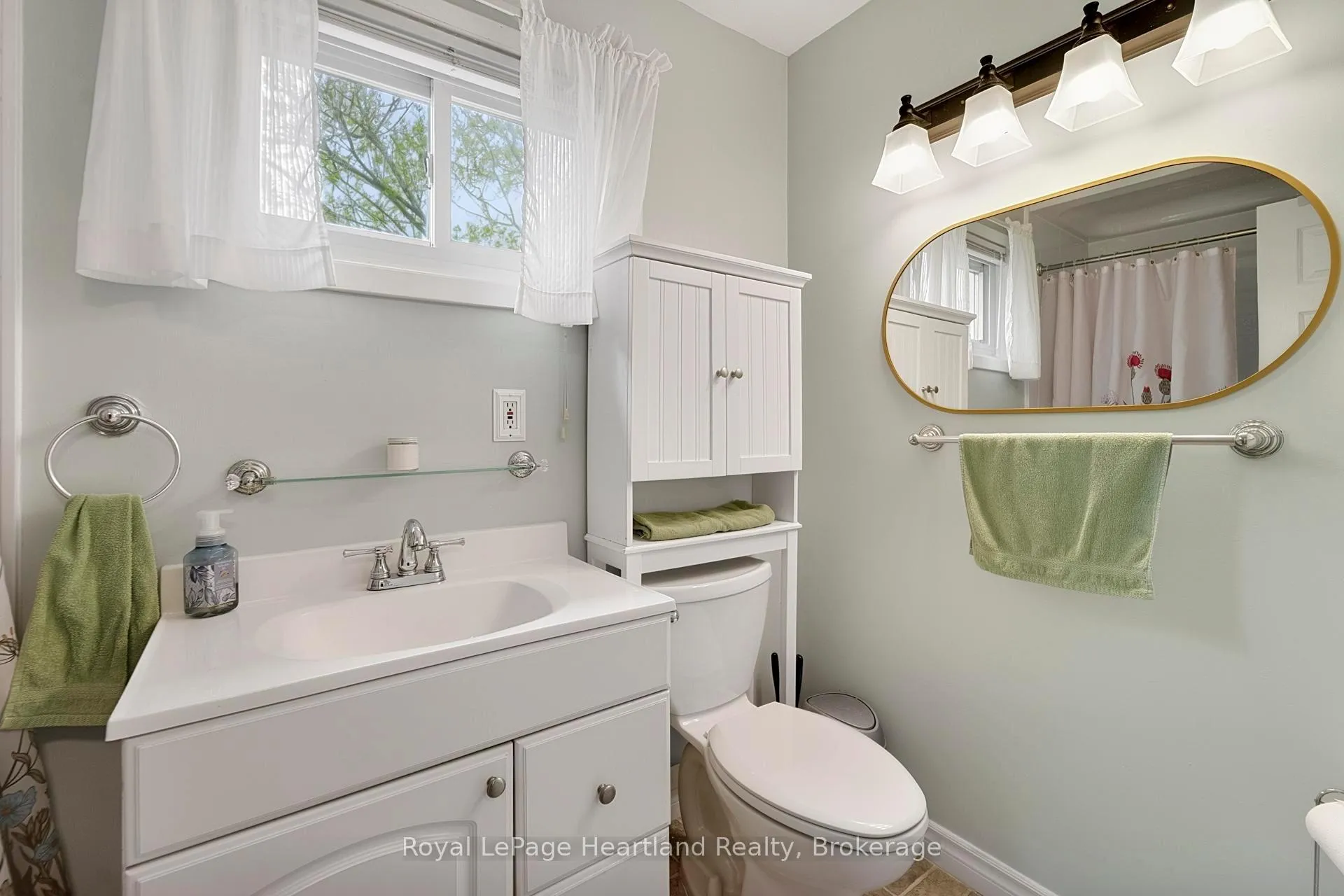 Photo 18 of 164 Bayfield Road, Goderich, Goderich (Town) — HOMEH