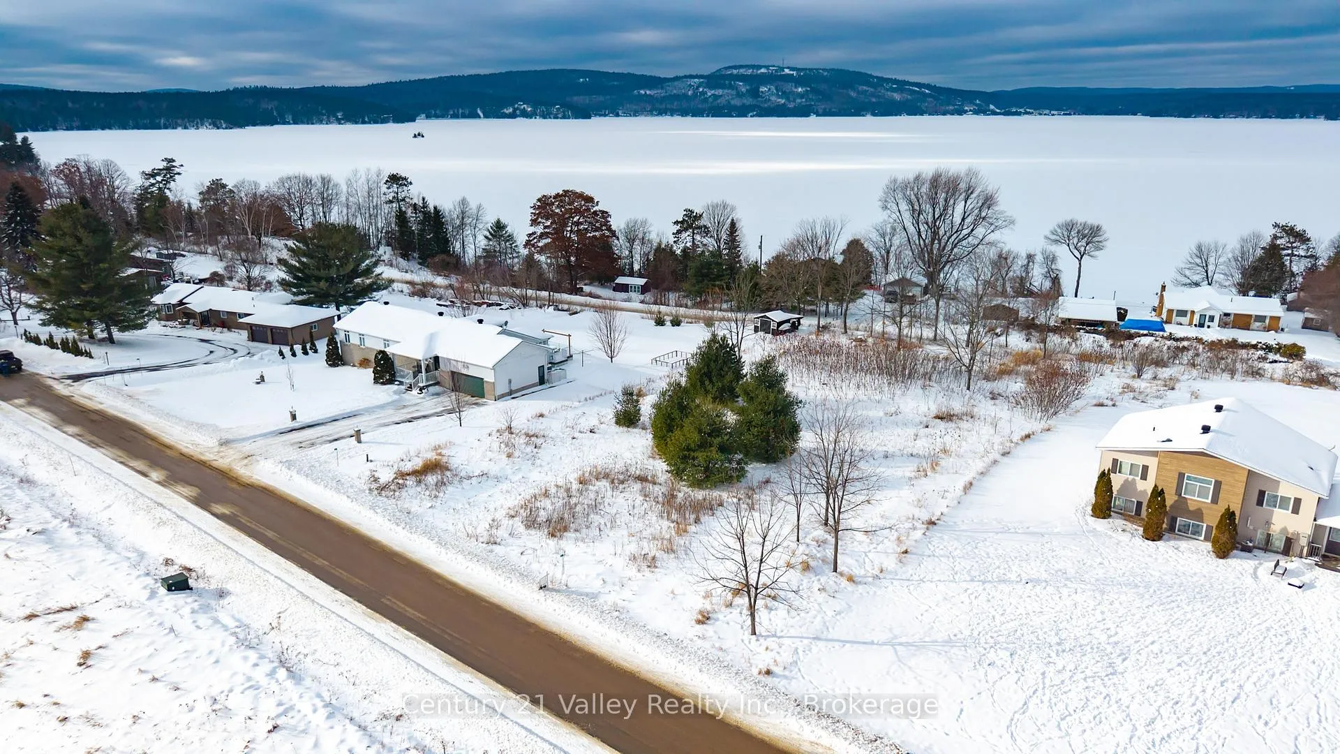 Photo 5 of 50 Spindle Drift Road, Greater Madawaska — HOMEH