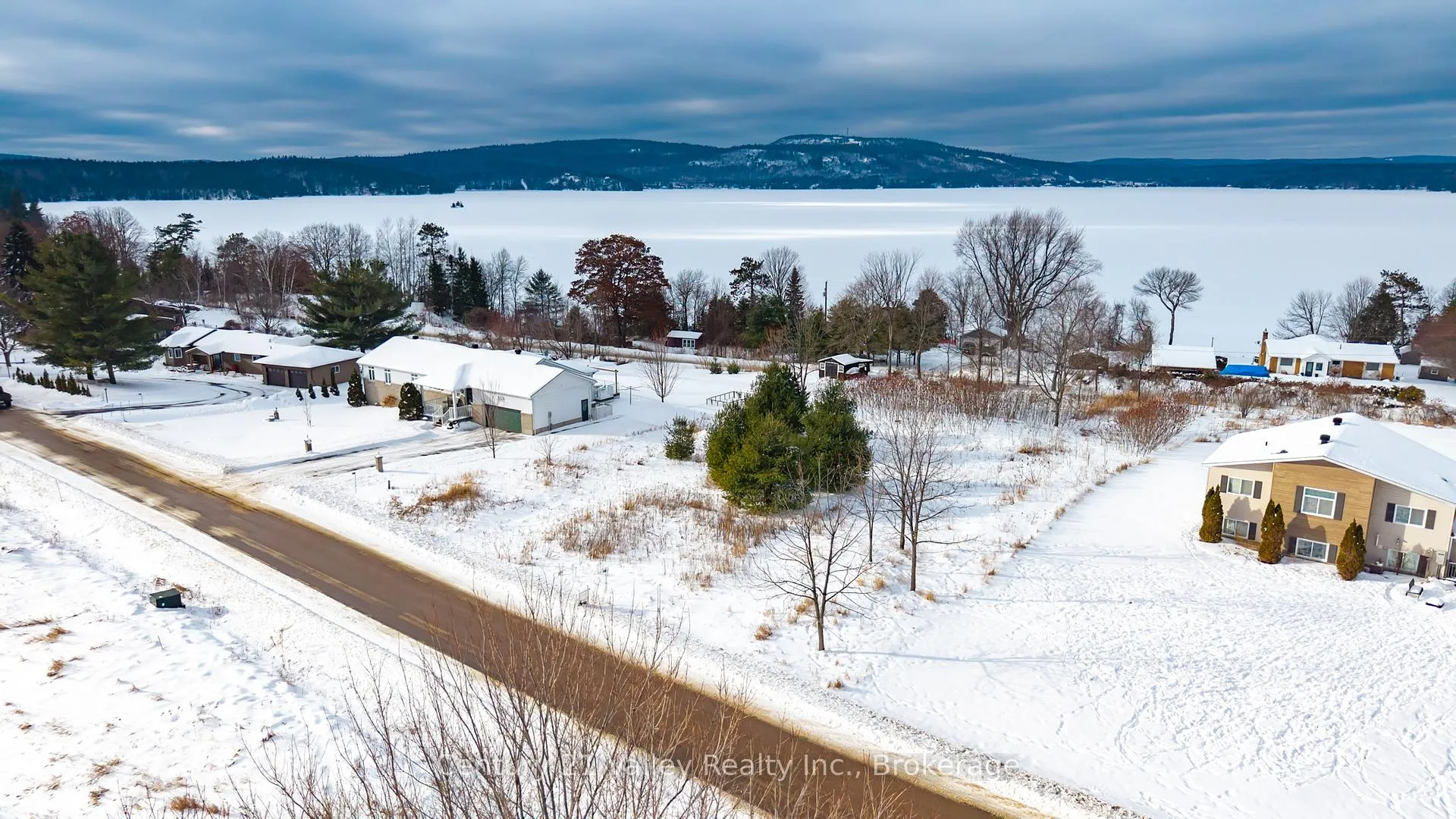 Photo 6 of 50 Spindle Drift Road, Greater Madawaska — HOMEH