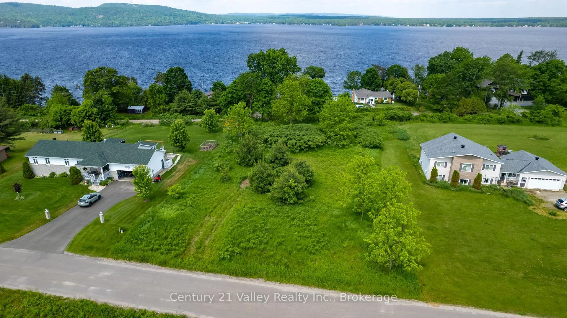Photo 22 of 50 Spindle Drift Road, Greater Madawaska — HOMEH