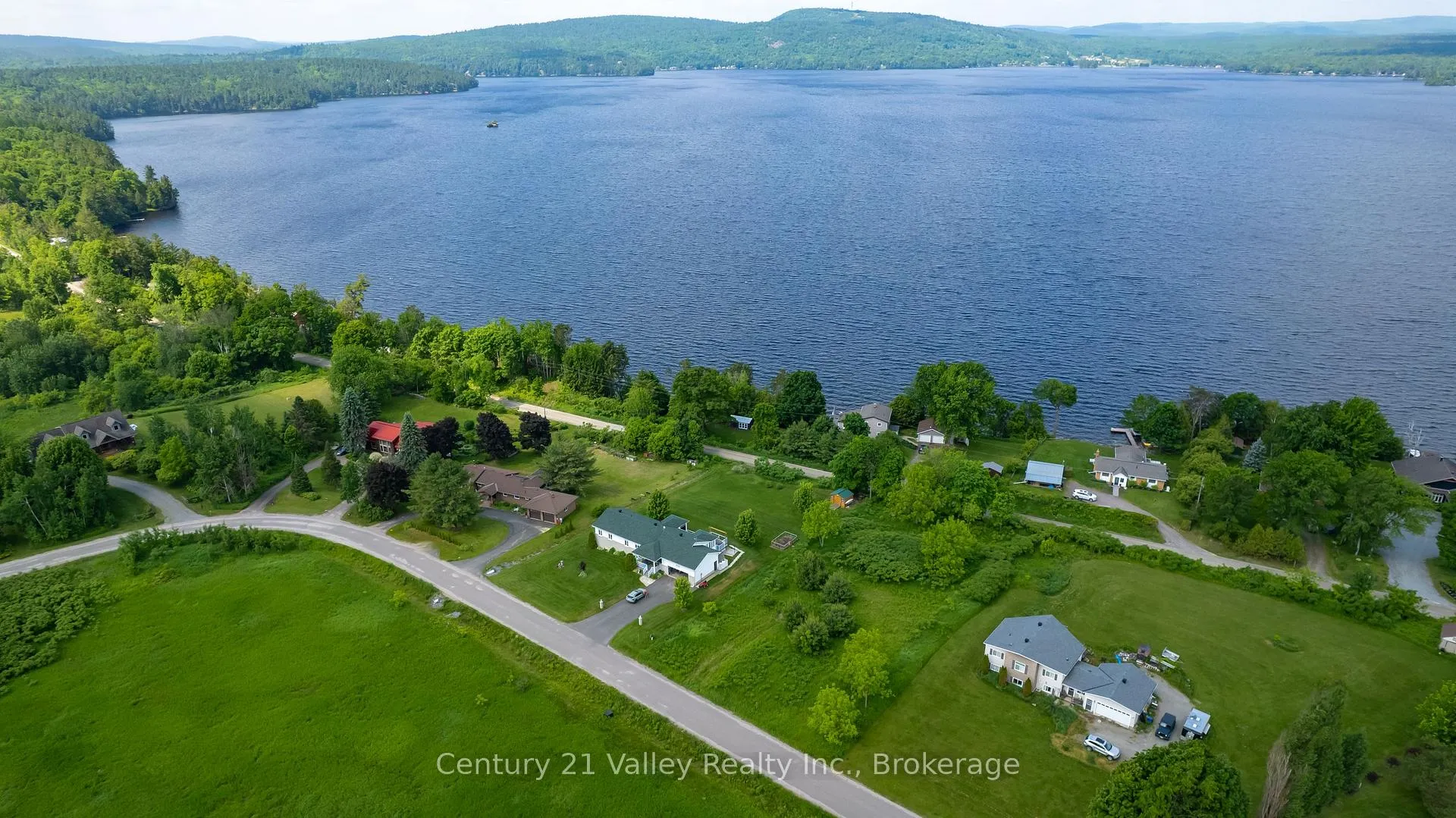 Photo 40 of 50 Spindle Drift Road, Greater Madawaska — HOMEH