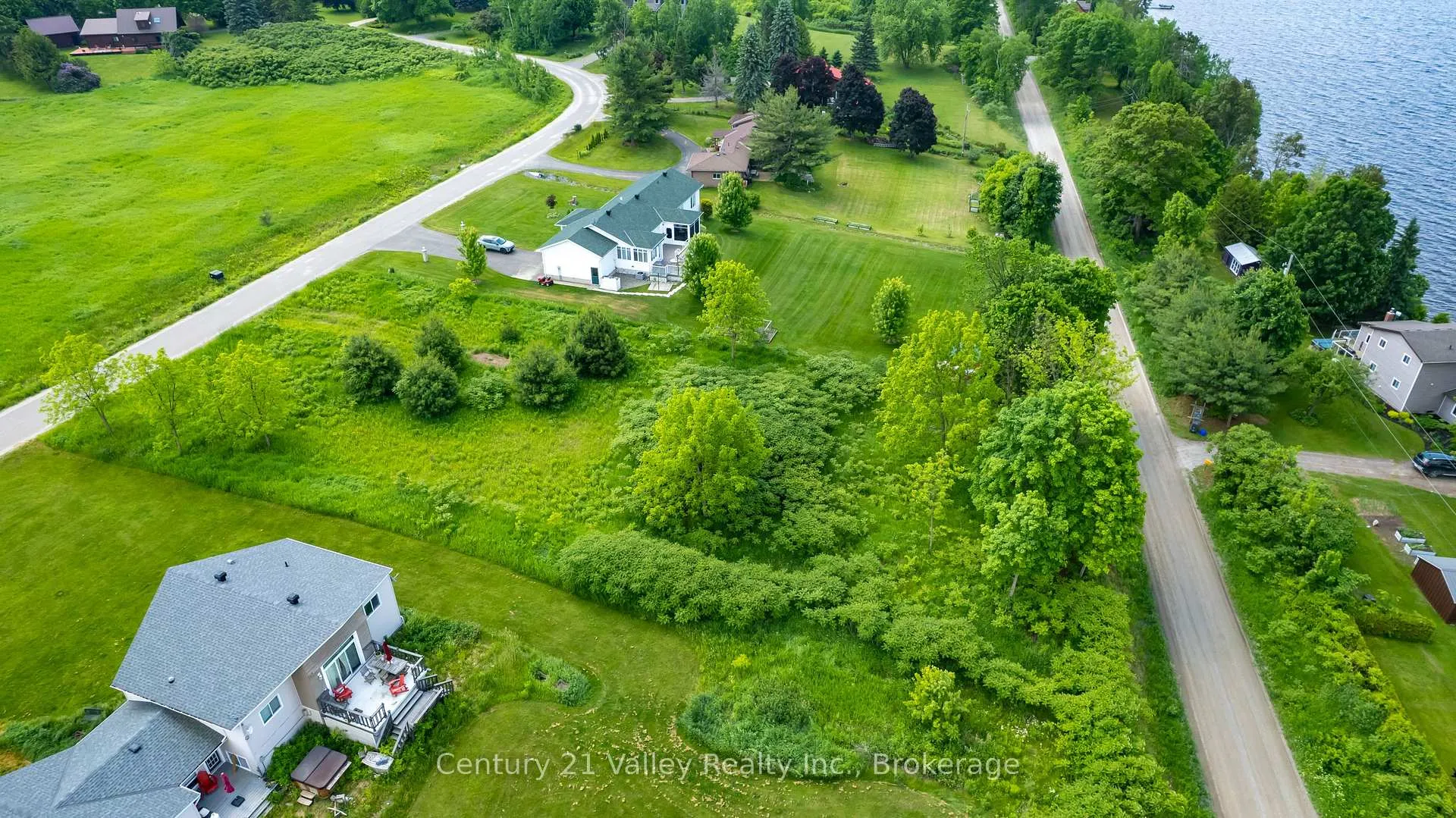 Photo 48 of 50 Spindle Drift Road, Greater Madawaska — HOMEH