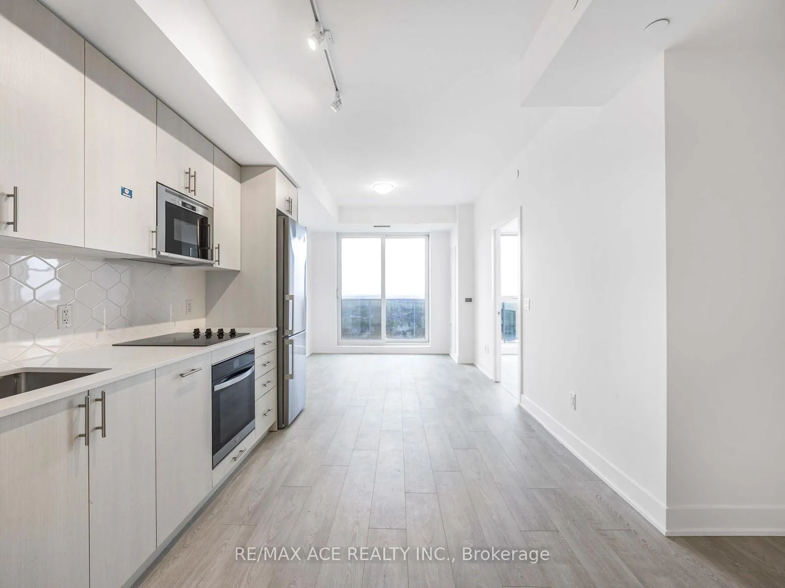 Photo 14 of Unit PH11, 2545 Simcoe Street N, Oshawa, Windfields — HOMEH