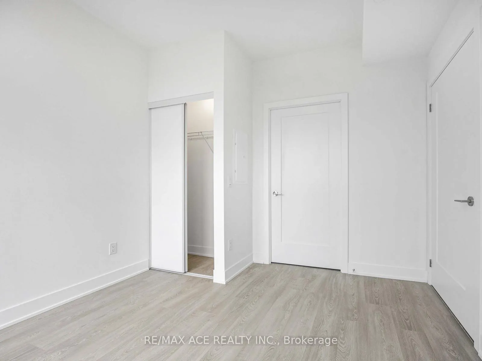 Photo 21 of Unit PH11, 2545 Simcoe Street N, Oshawa, Windfields — HOMEH