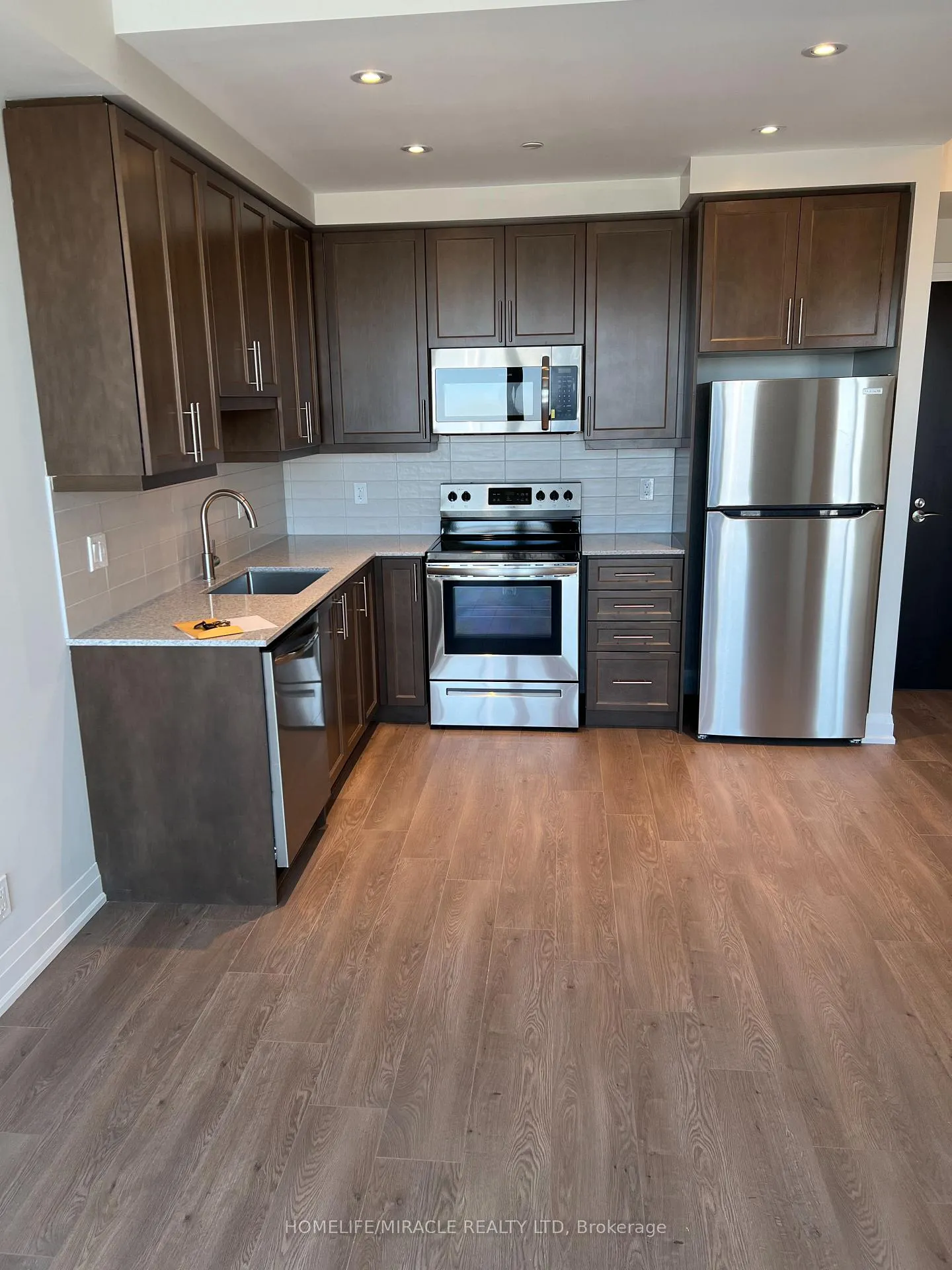 Photo 9 of Unit 2304, 15 Lynch Street, Brampton, Queen Street Corridor — HOMEH
