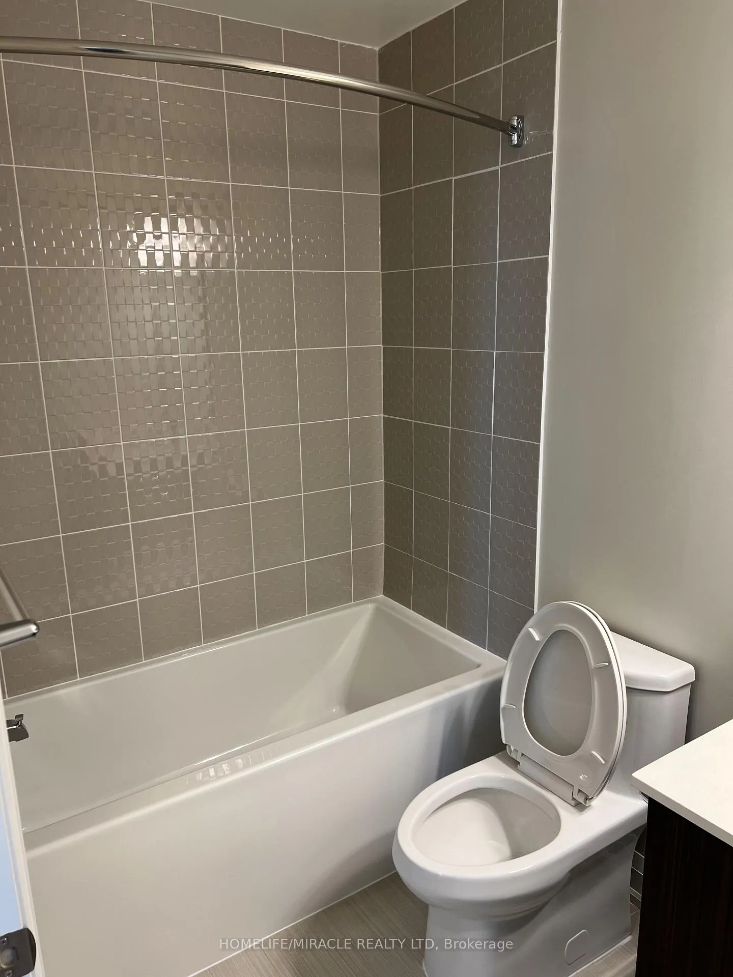 Photo 11 of Unit 2304, 15 Lynch Street, Brampton, Queen Street Corridor — HOMEH