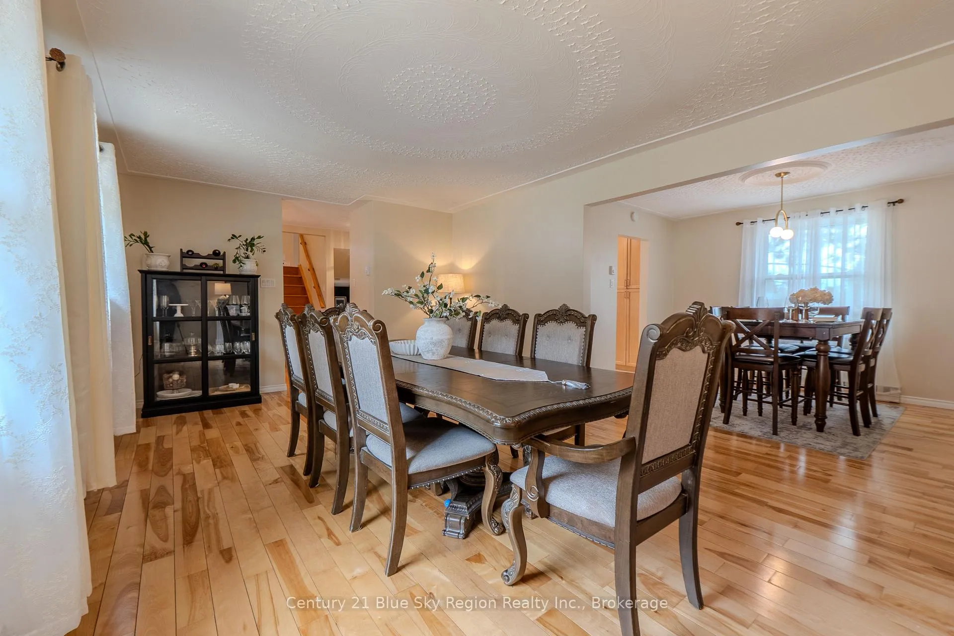 Photo 5 of 56 Kathryn Crescent, North Bay, College Heights — HOMEH