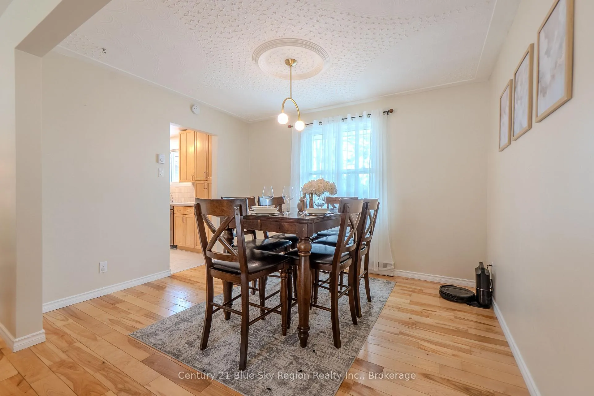 Photo 8 of 56 Kathryn Crescent, North Bay, College Heights — HOMEH