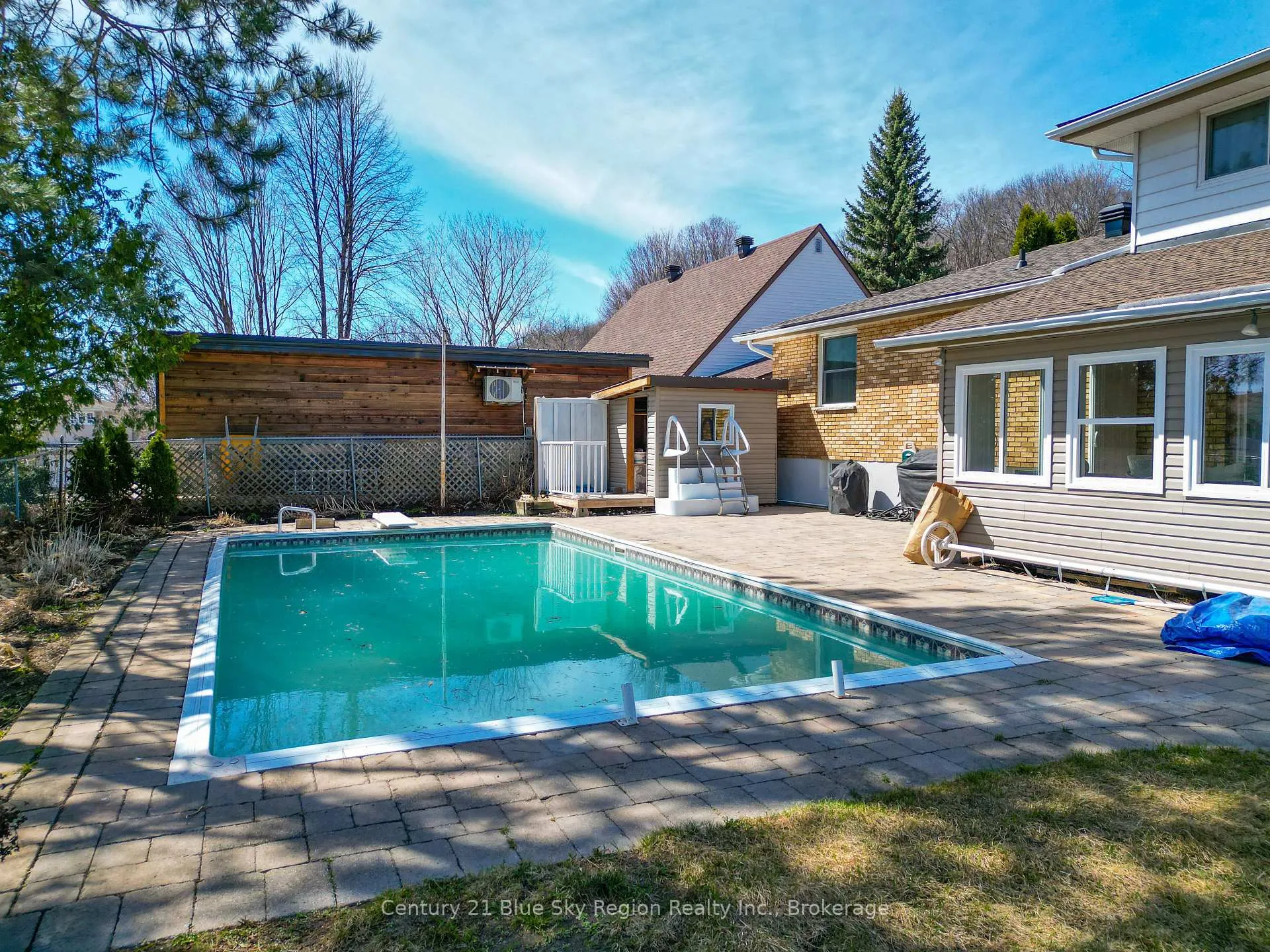 Photo 43 of 56 Kathryn Crescent, North Bay, College Heights — HOMEH