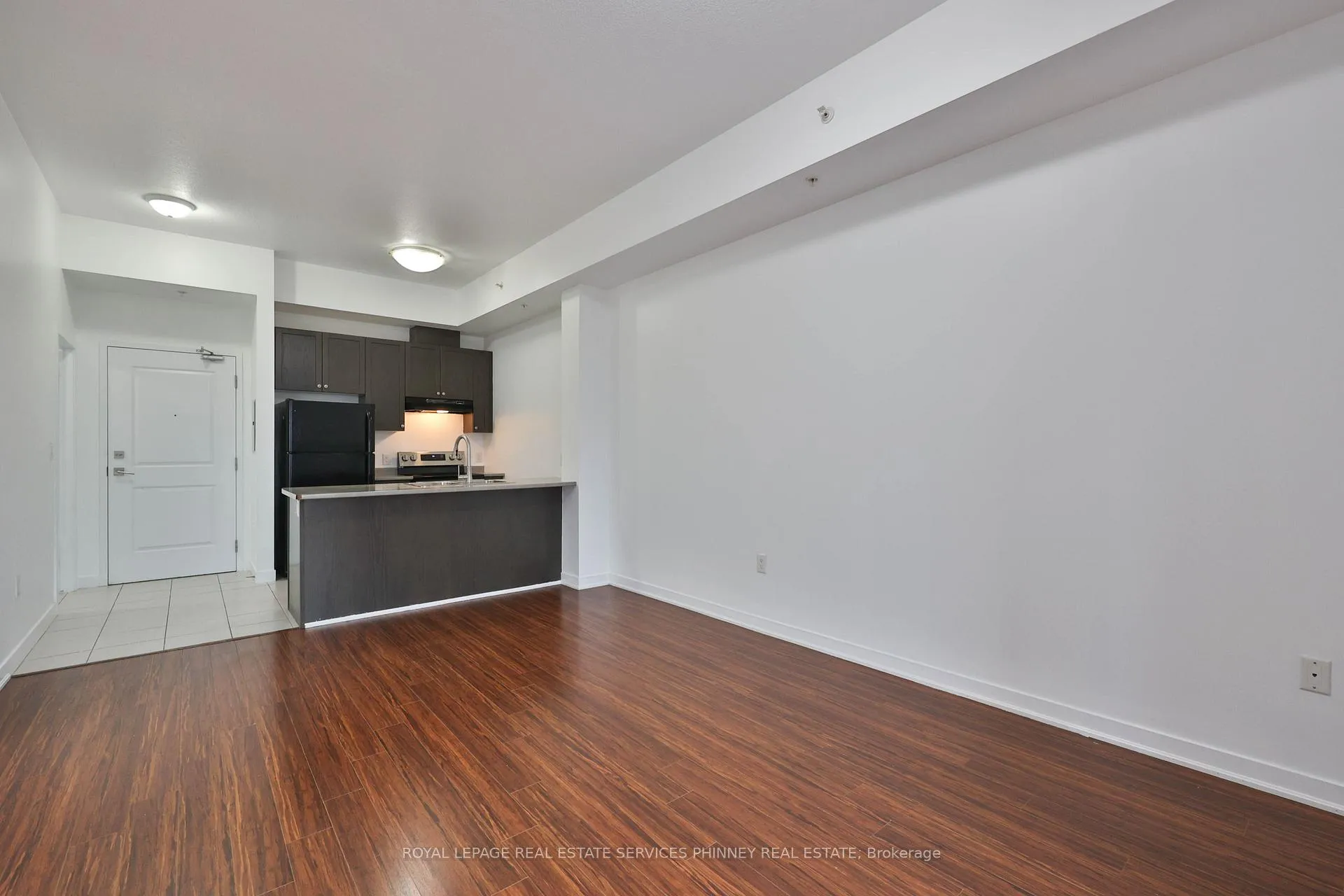 Photo 5 of Unit 417, 5020 Corporate Drive, Burlington, Uptown — HOMEH