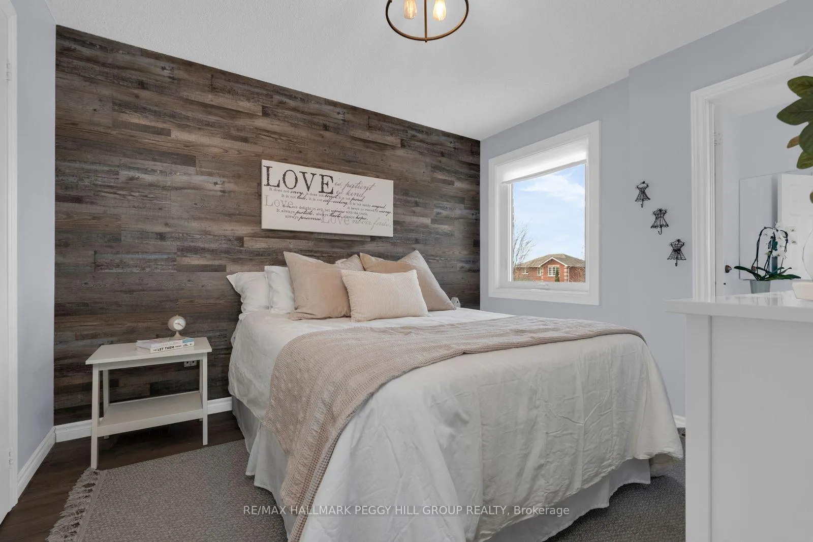 Photo 6 of 25 Knupp Road, Barrie, Edgehill Drive — HOMEH