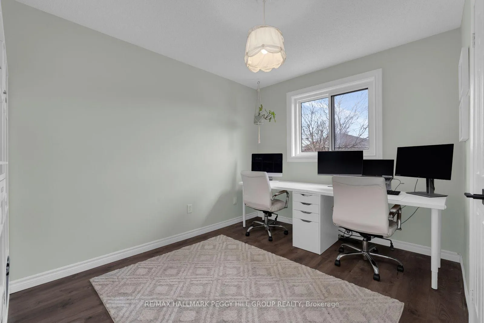 Photo 8 of 25 Knupp Road, Barrie, Edgehill Drive — HOMEH
